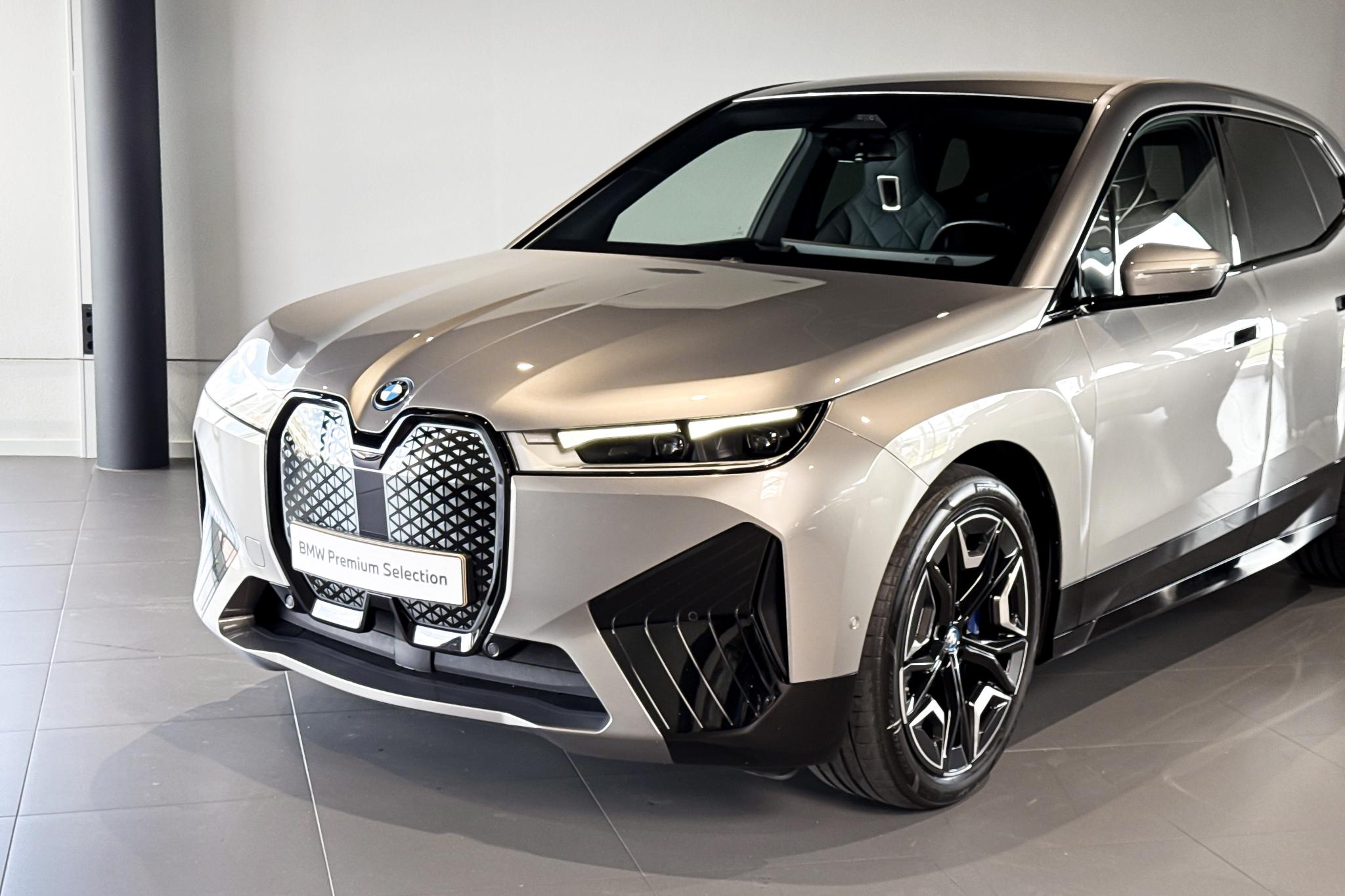 Foto van BMW Ix Xdrive50