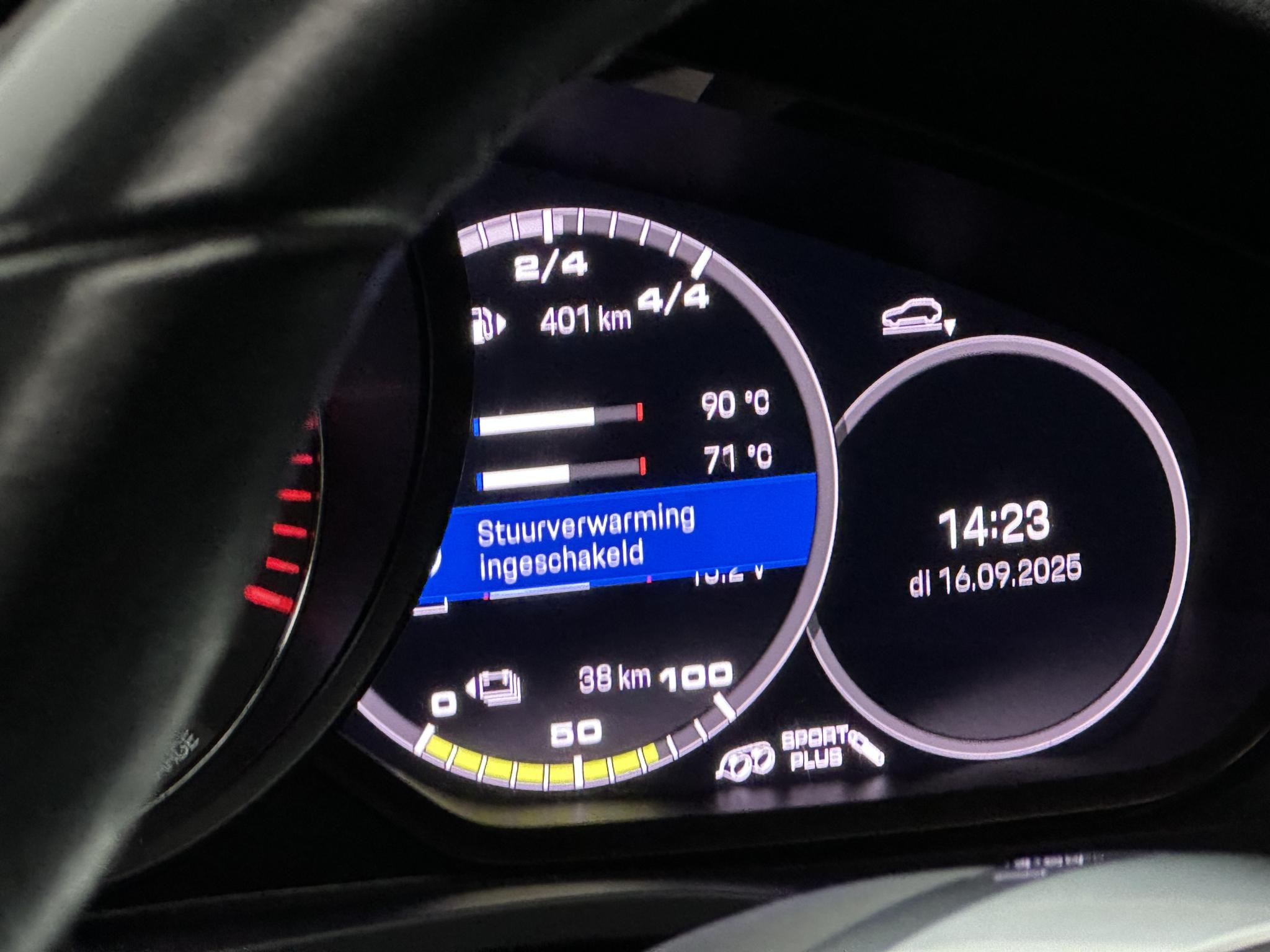 Foto van Porsche Cayenne E-hybrid