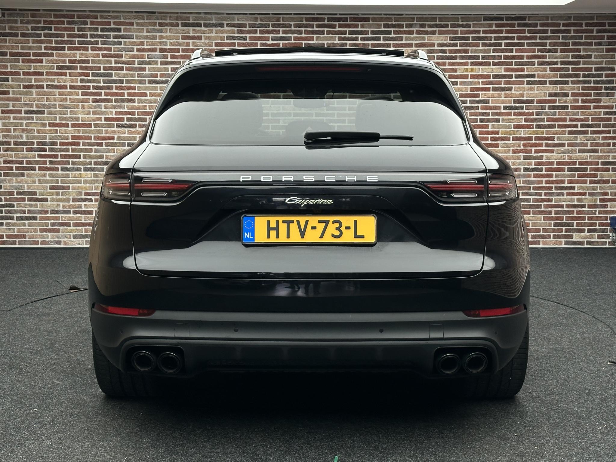 Foto van Porsche Cayenne E-hybrid