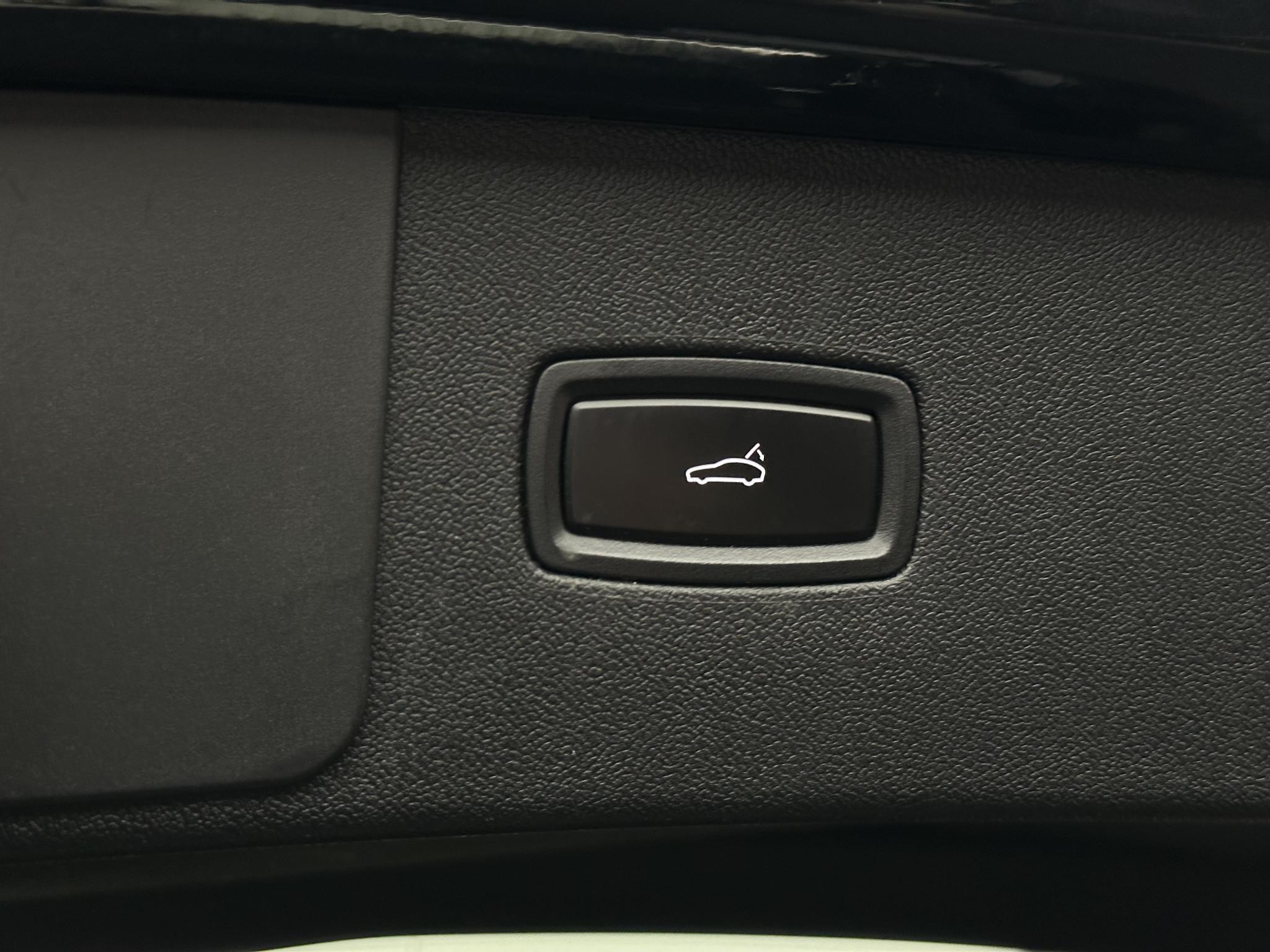 Foto van Porsche Cayenne E-hybrid