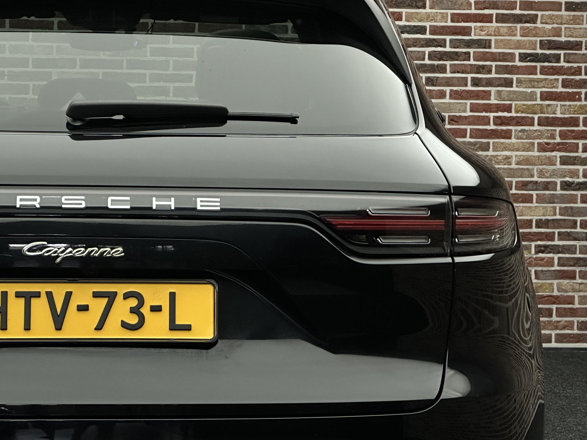 Foto van Porsche Cayenne E-hybrid