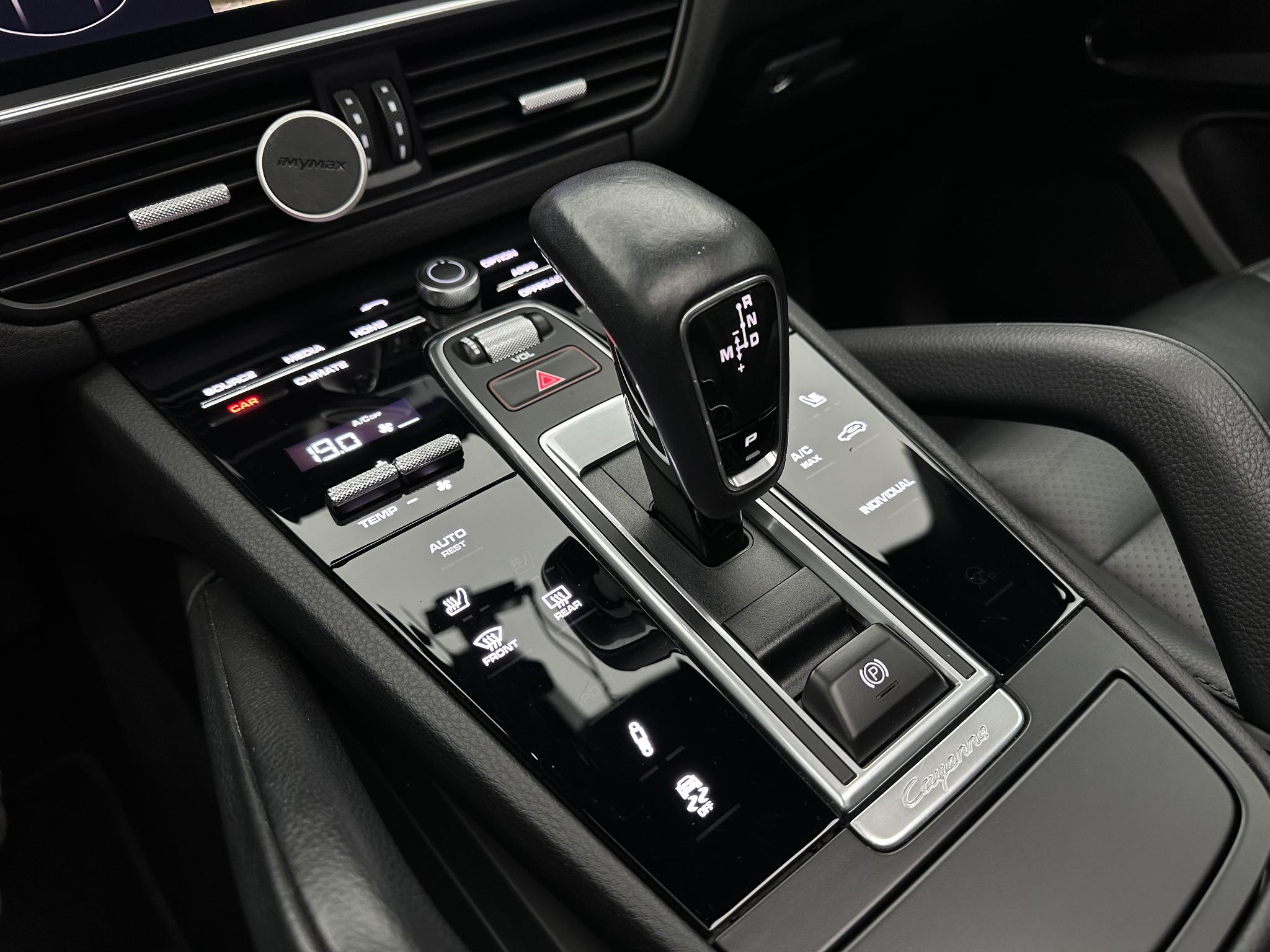 Foto van Porsche Cayenne E-hybrid