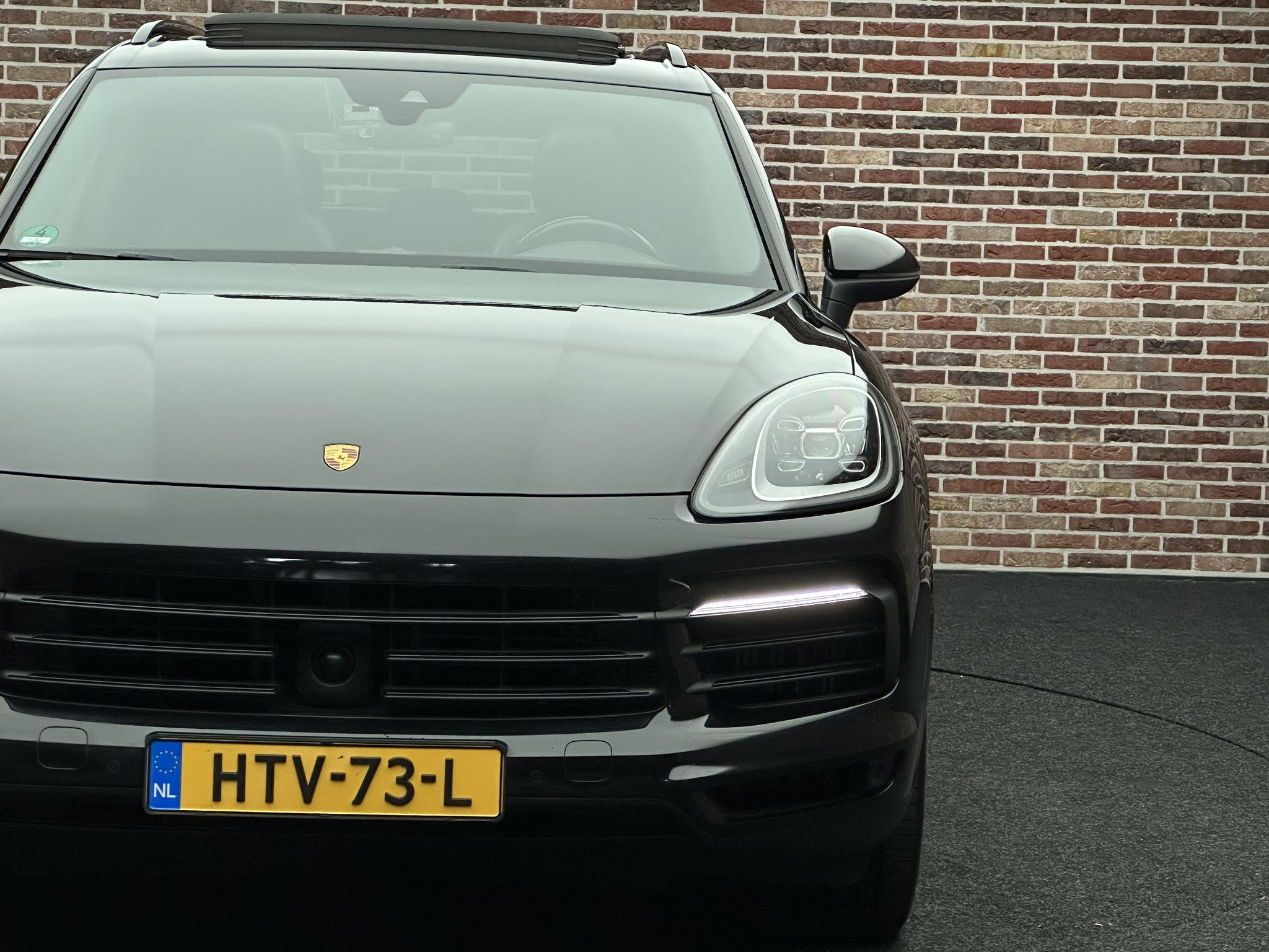 Foto van Porsche Cayenne E-hybrid