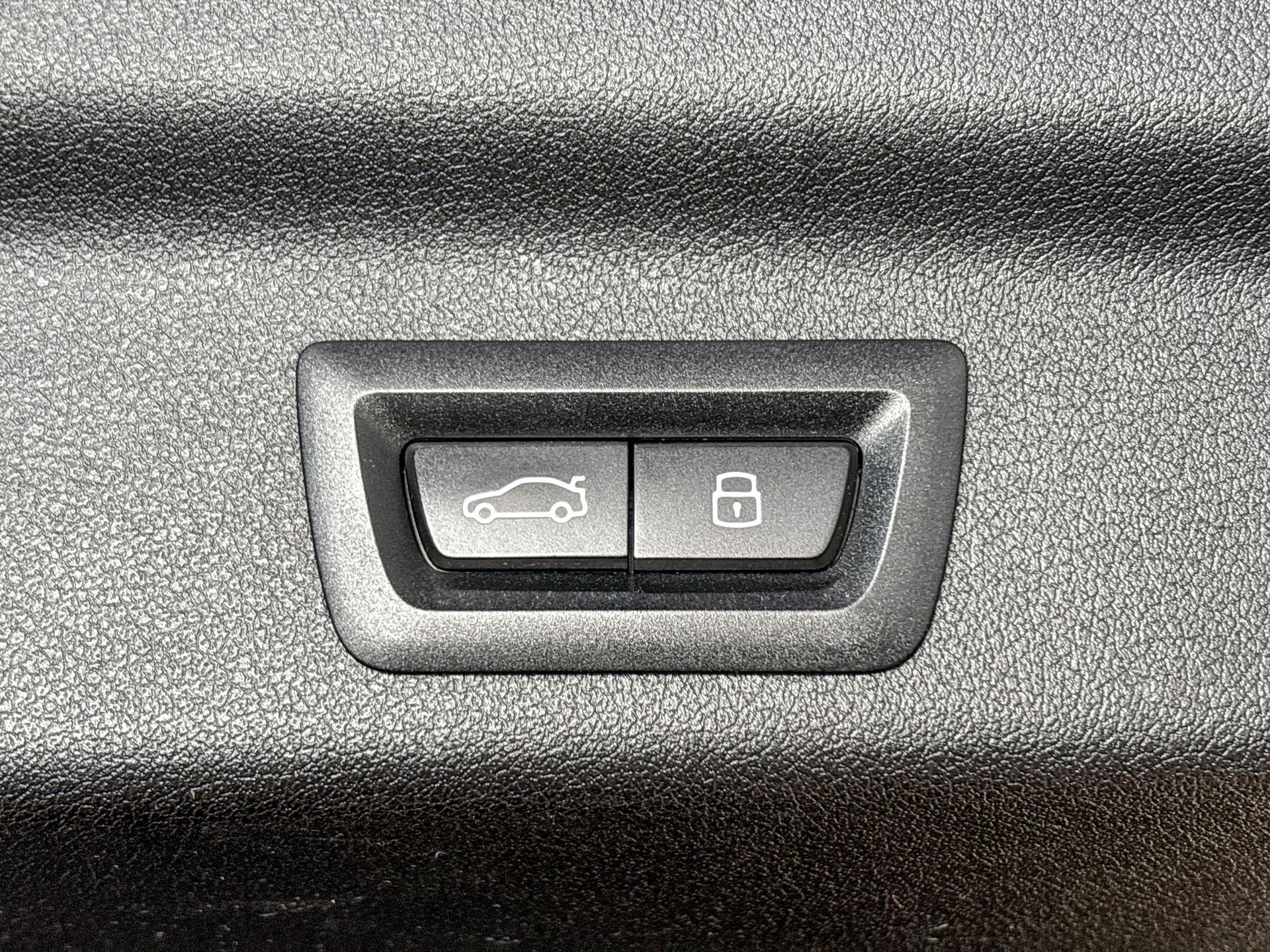 Foto van BMW Ix1 Xdrive30