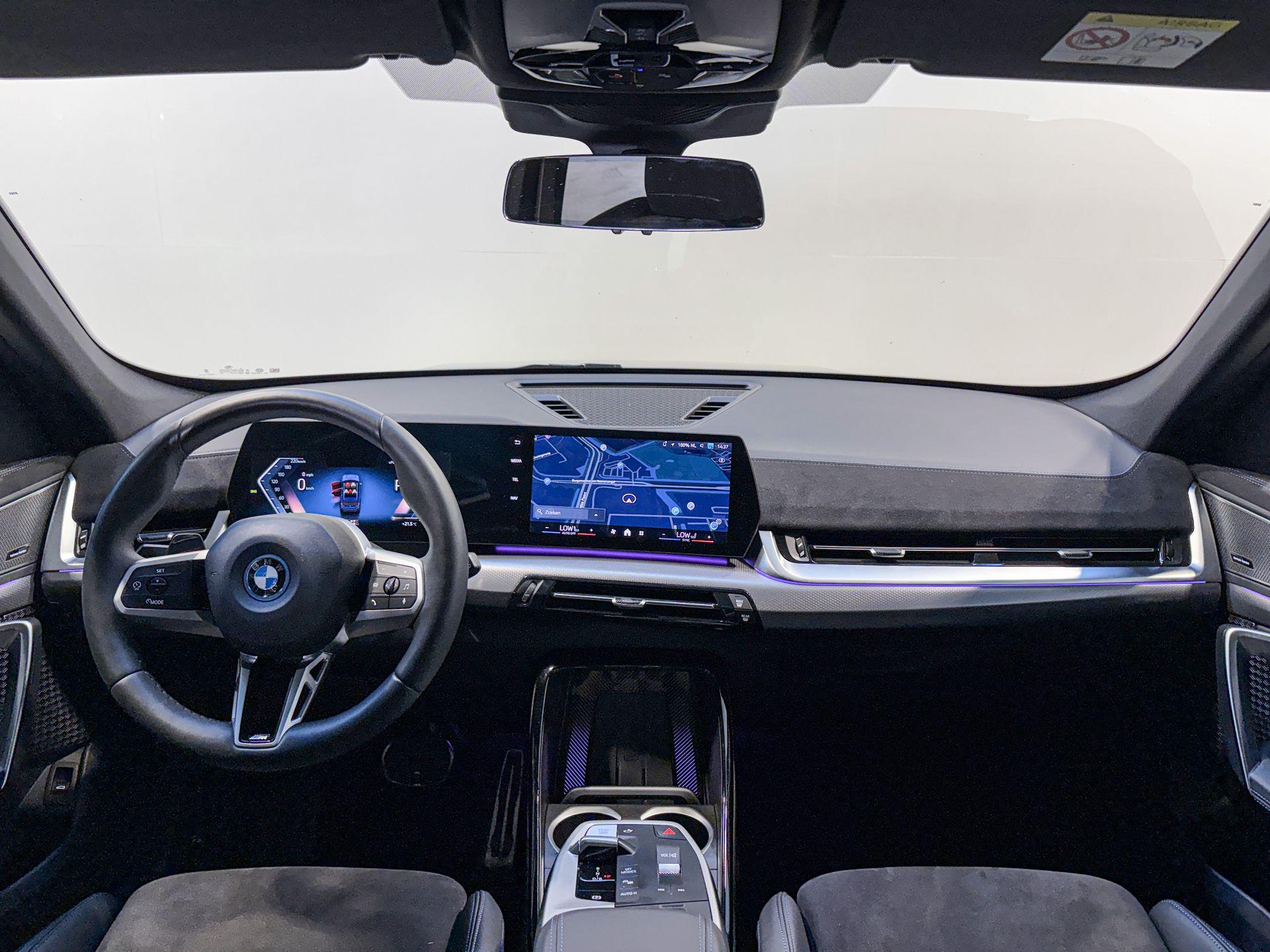 Foto van BMW Ix1 Xdrive30