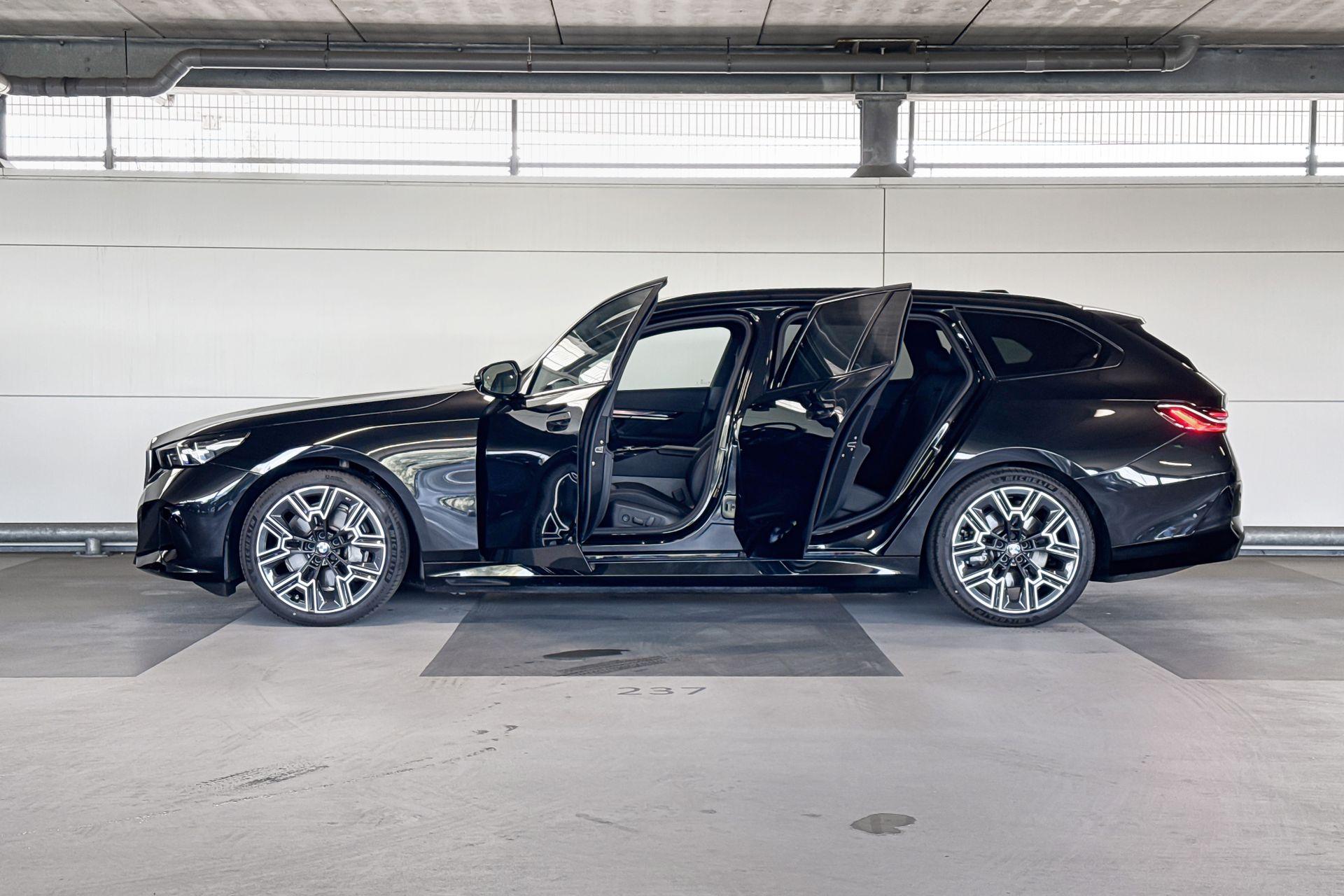 Foto van BMW I5 Edrive40