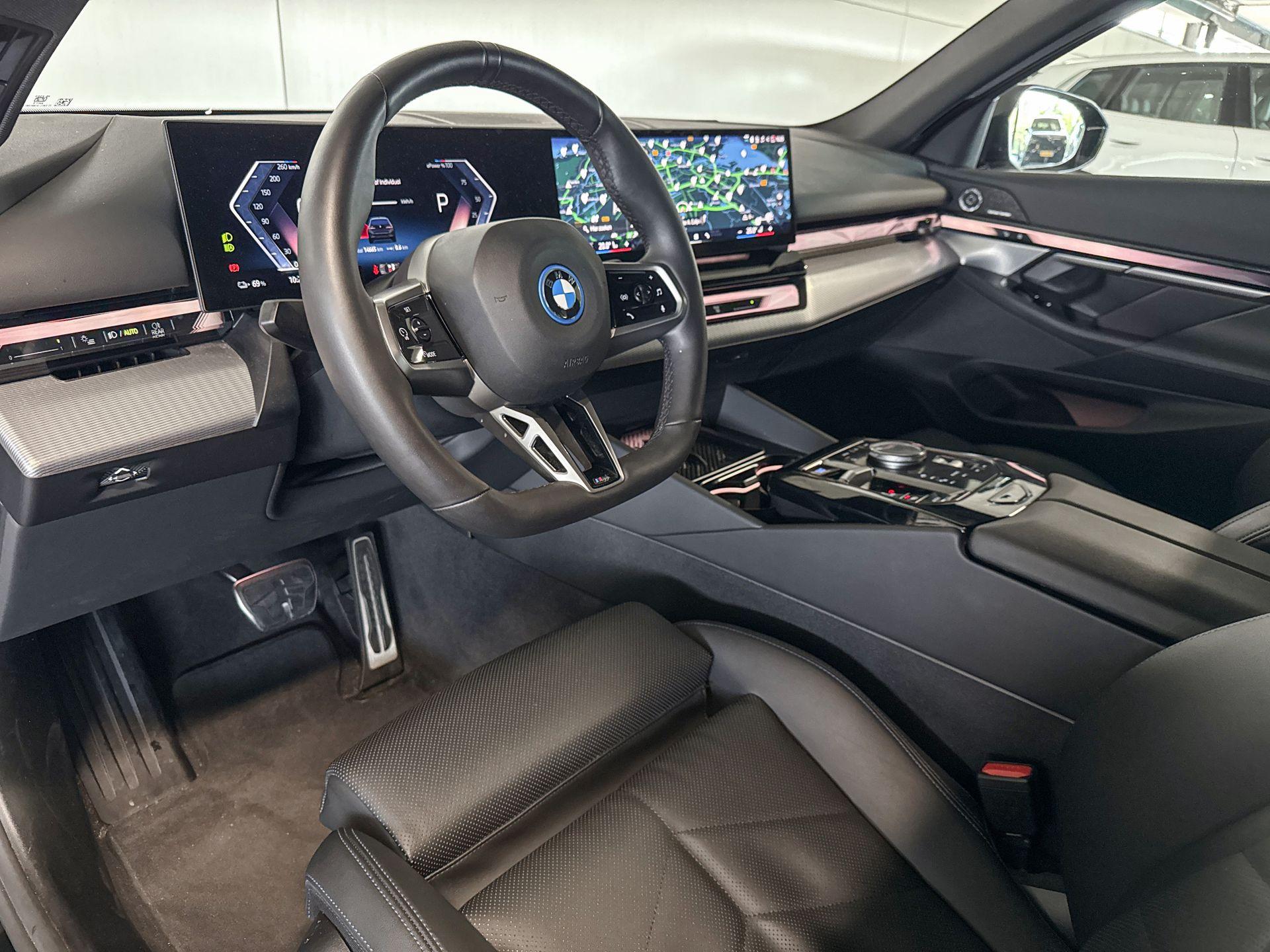 Foto van BMW I5 Edrive40