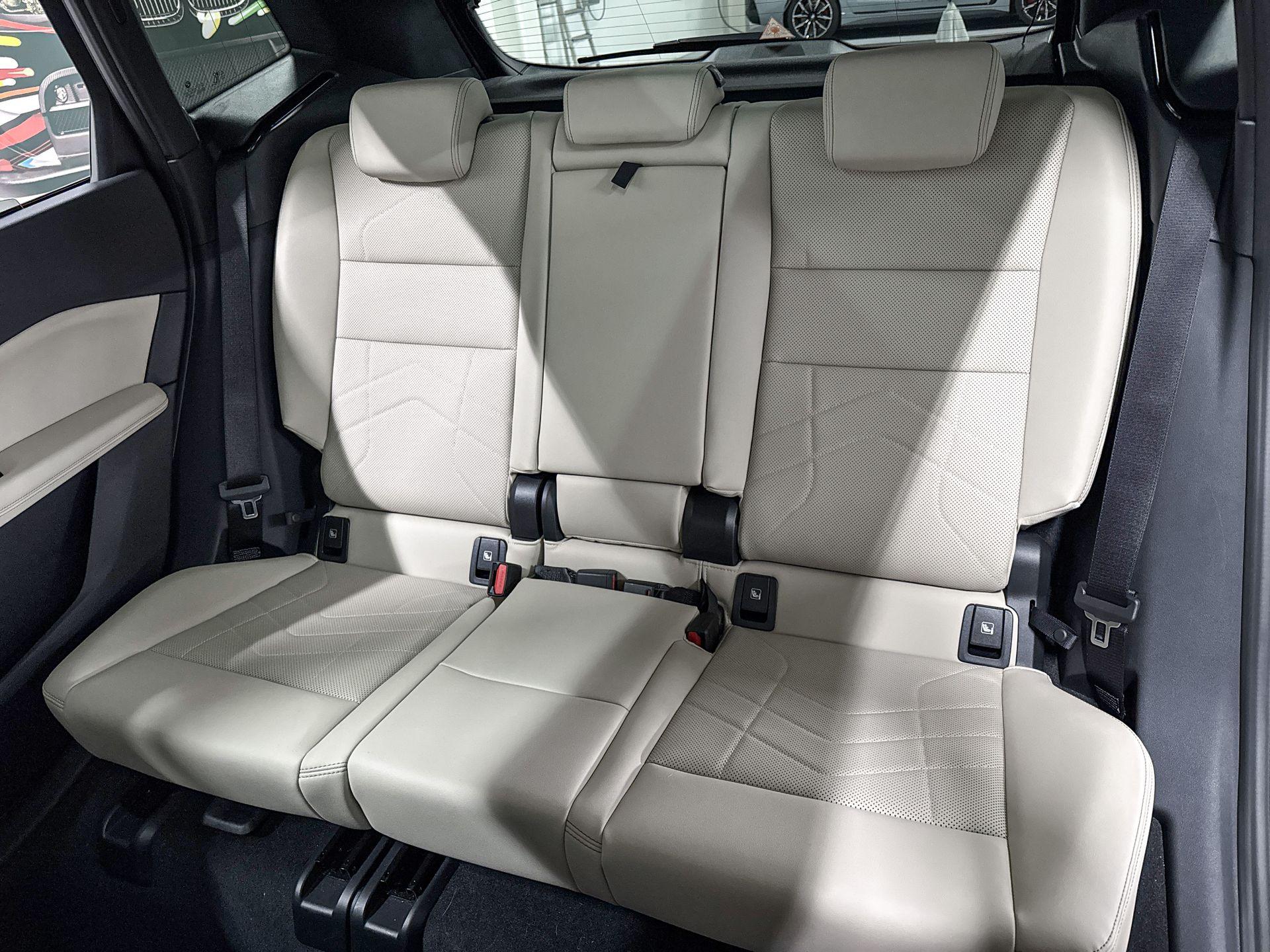 Foto van BMW 220i Active Tourer