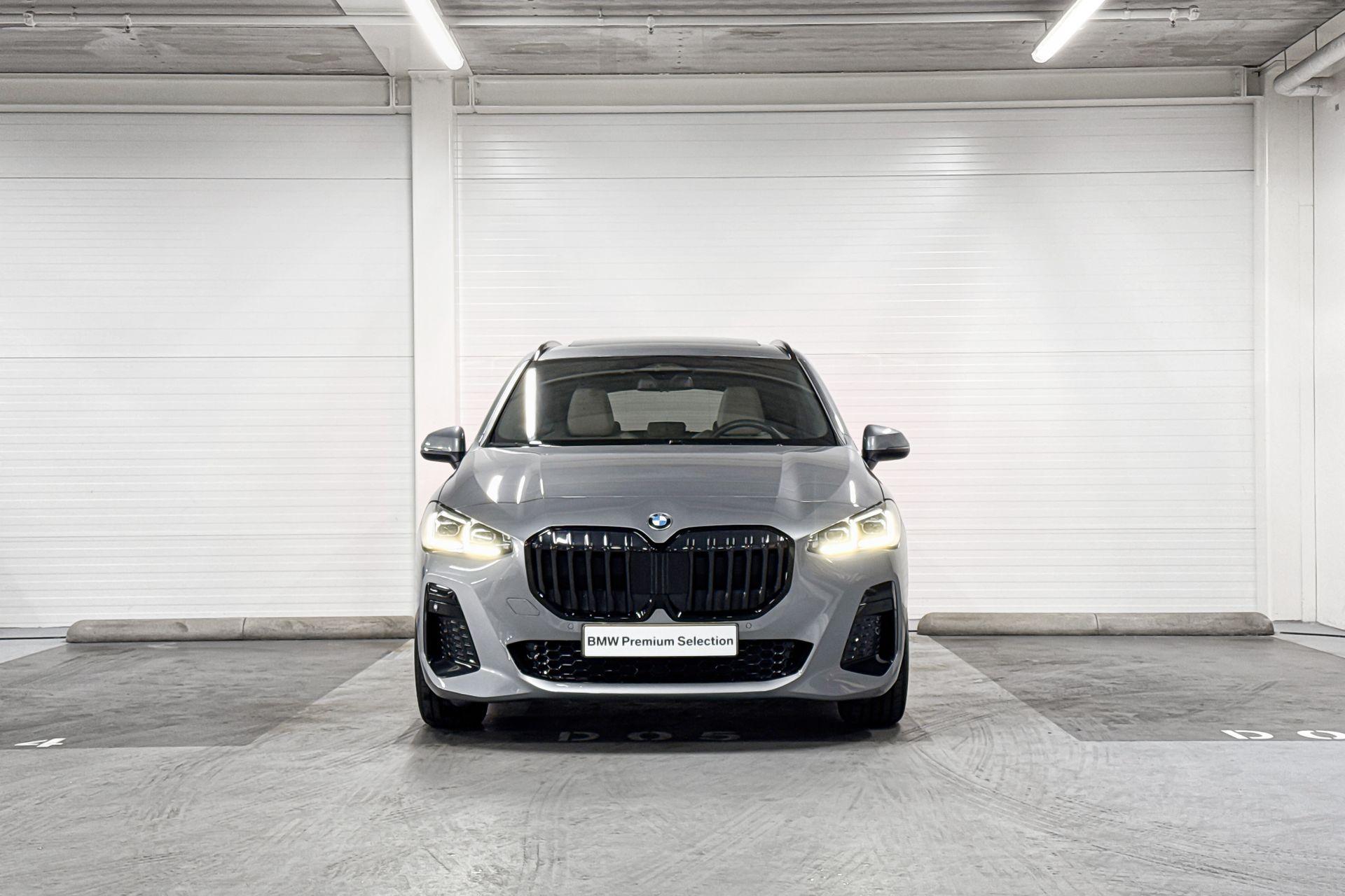 Foto van BMW 220i Active Tourer