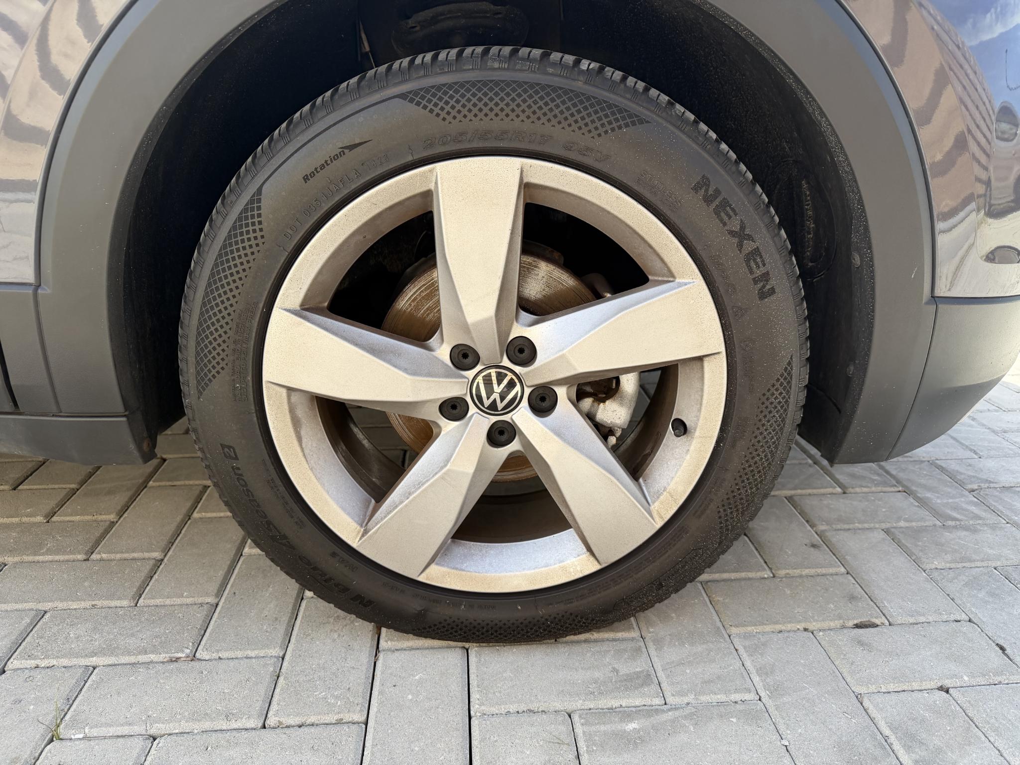 Foto van Volkswagen T-cross