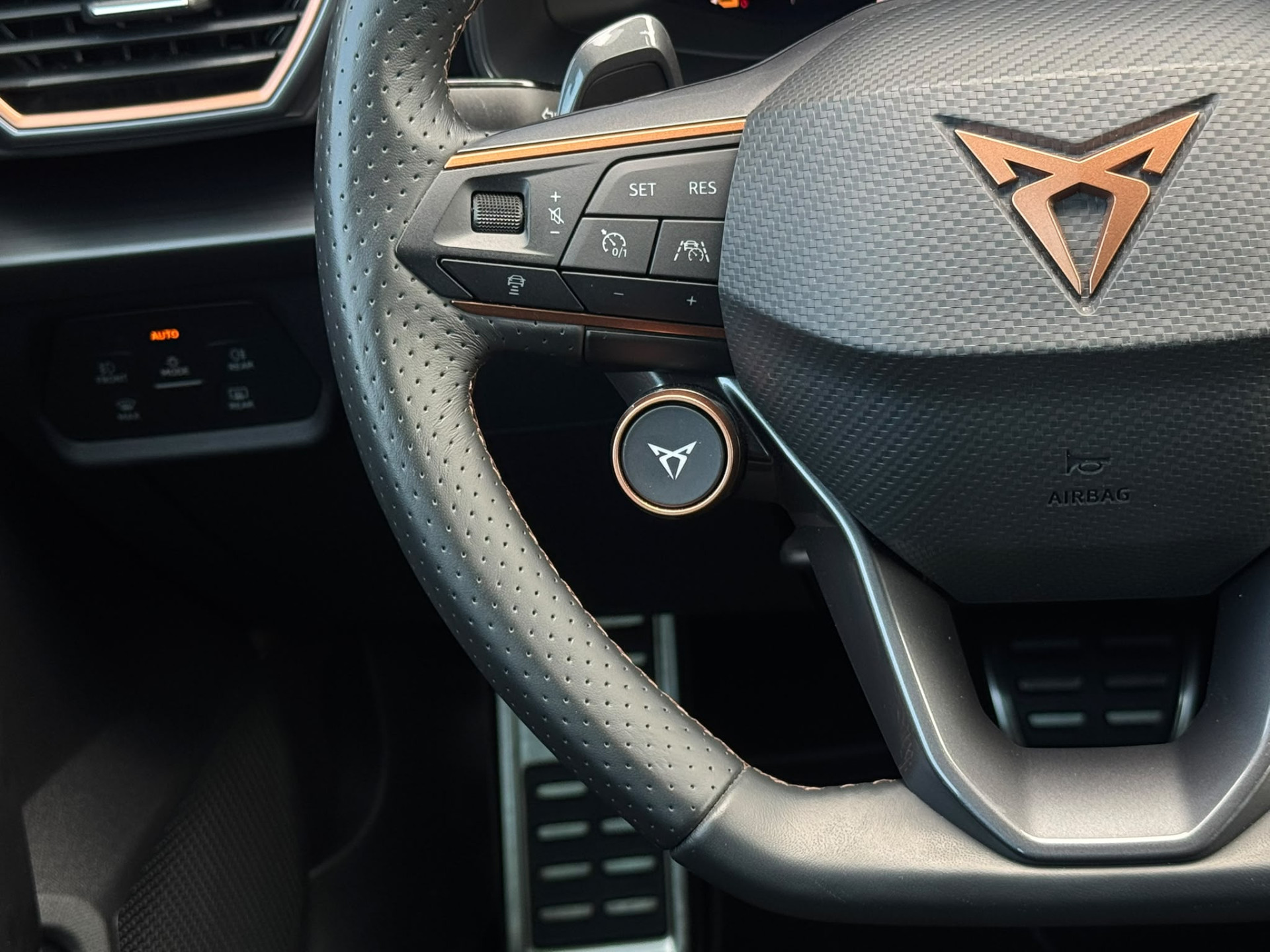 Foto van Cupra Formentor VZ E-hybrid