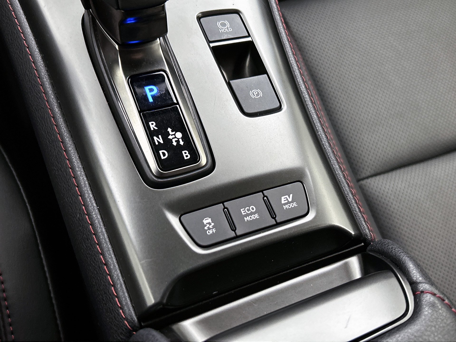 Foto van Lexus Lexus LBX