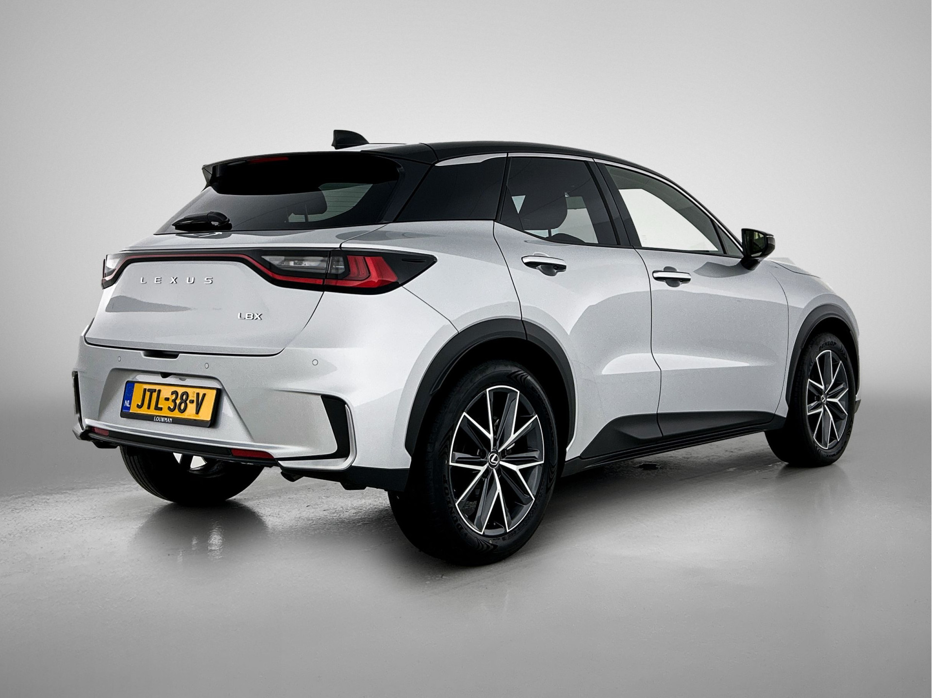 Foto van Lexus Lexus LBX
