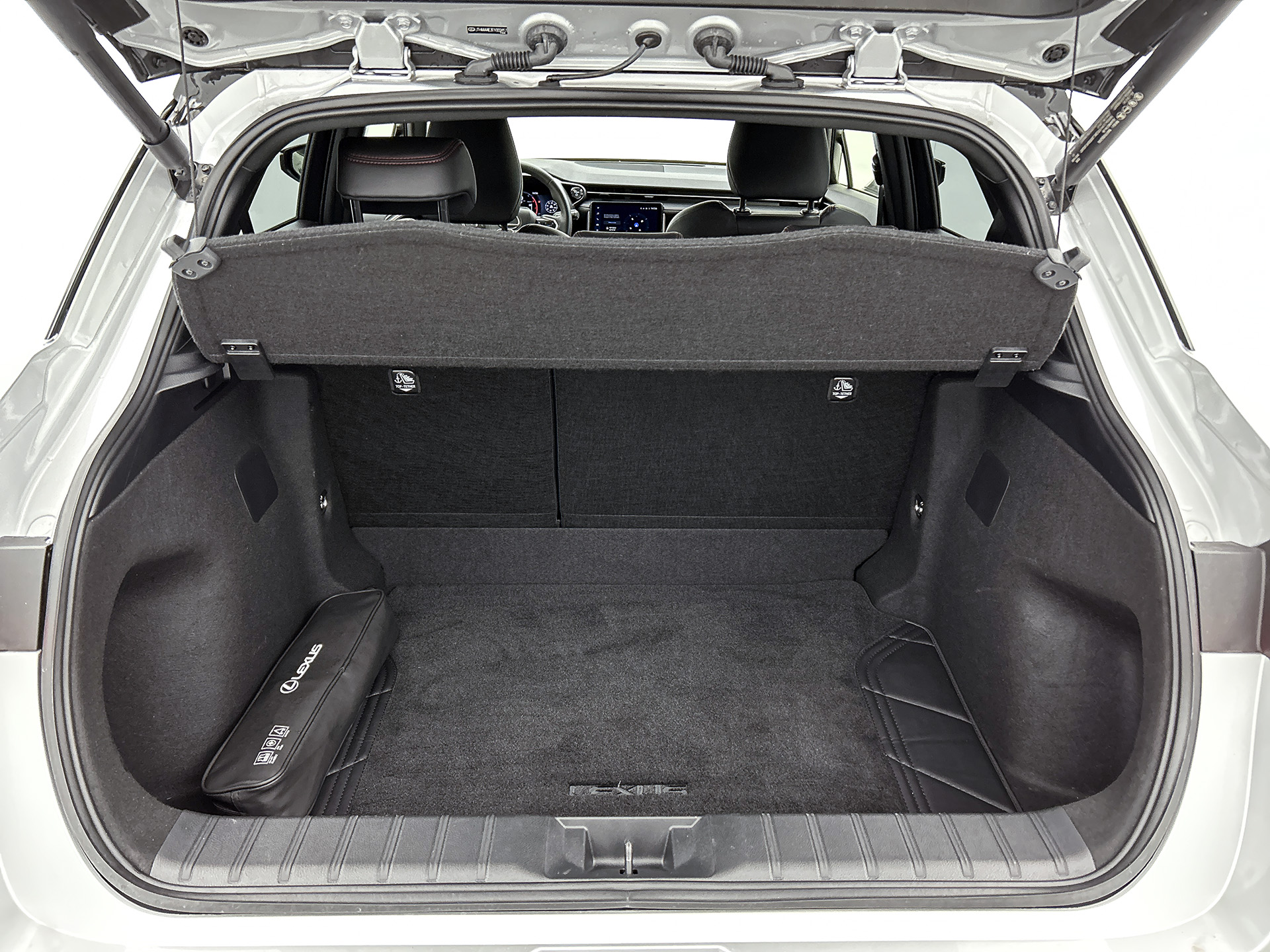Foto van Lexus Lexus LBX