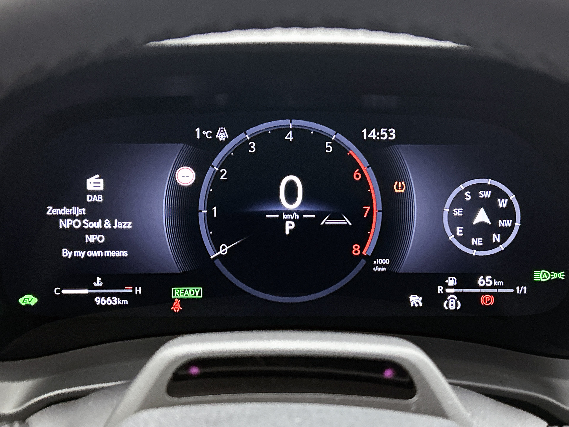Foto van Lexus Lexus LBX