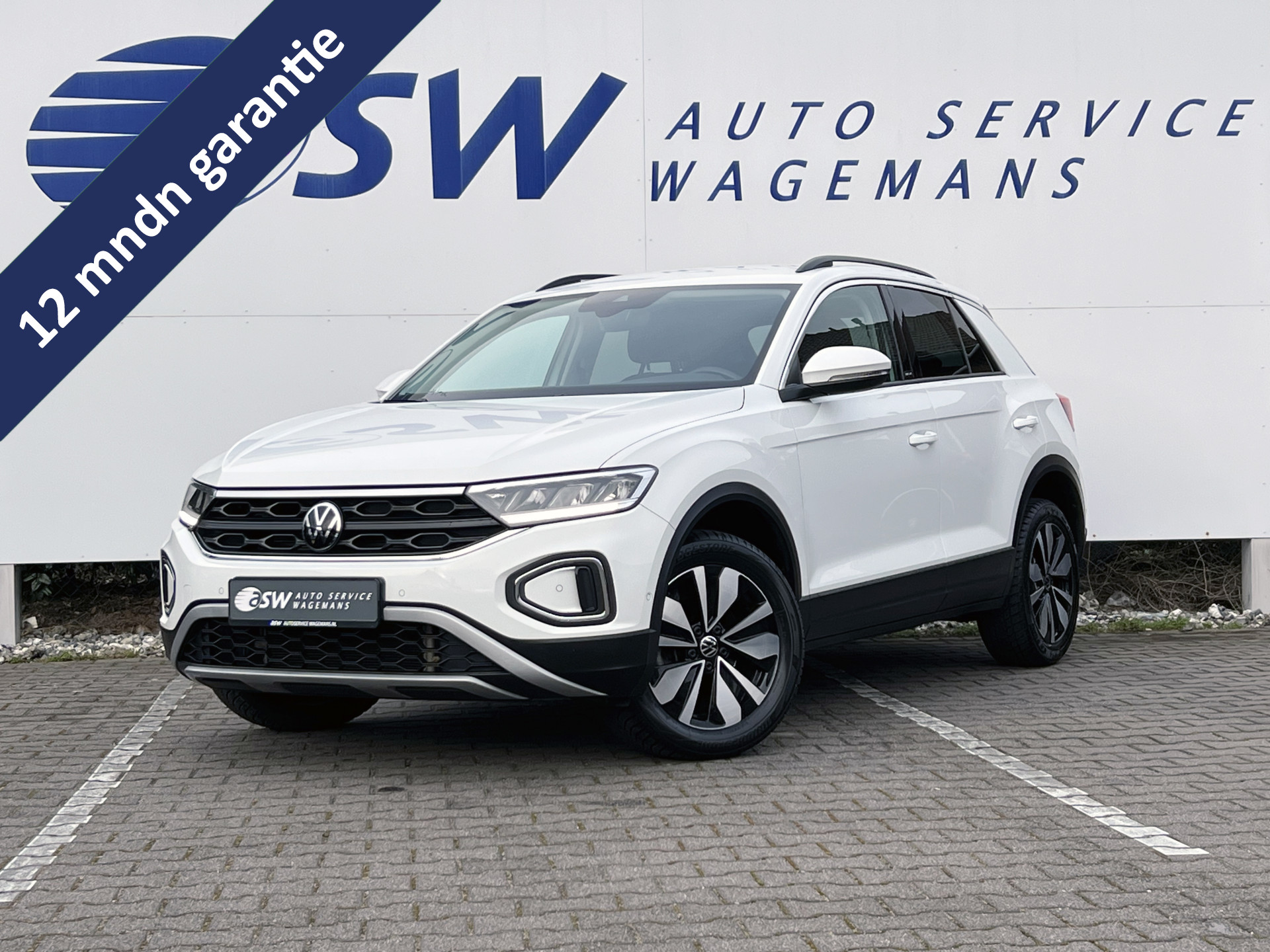 Volkswagen T-roc 1.5 TSI Move 2023 - voorkant