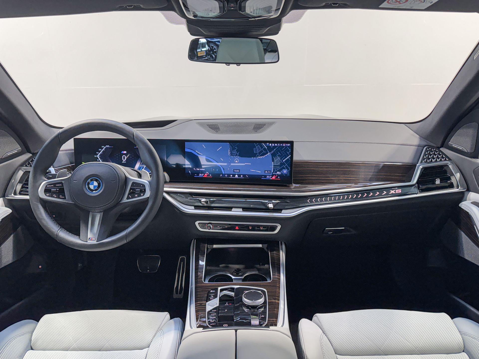 Foto van BMW X5 Xdrive50e