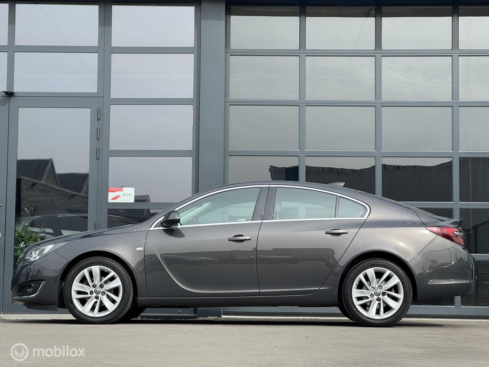 Foto van Opel Insignia Limousine HB