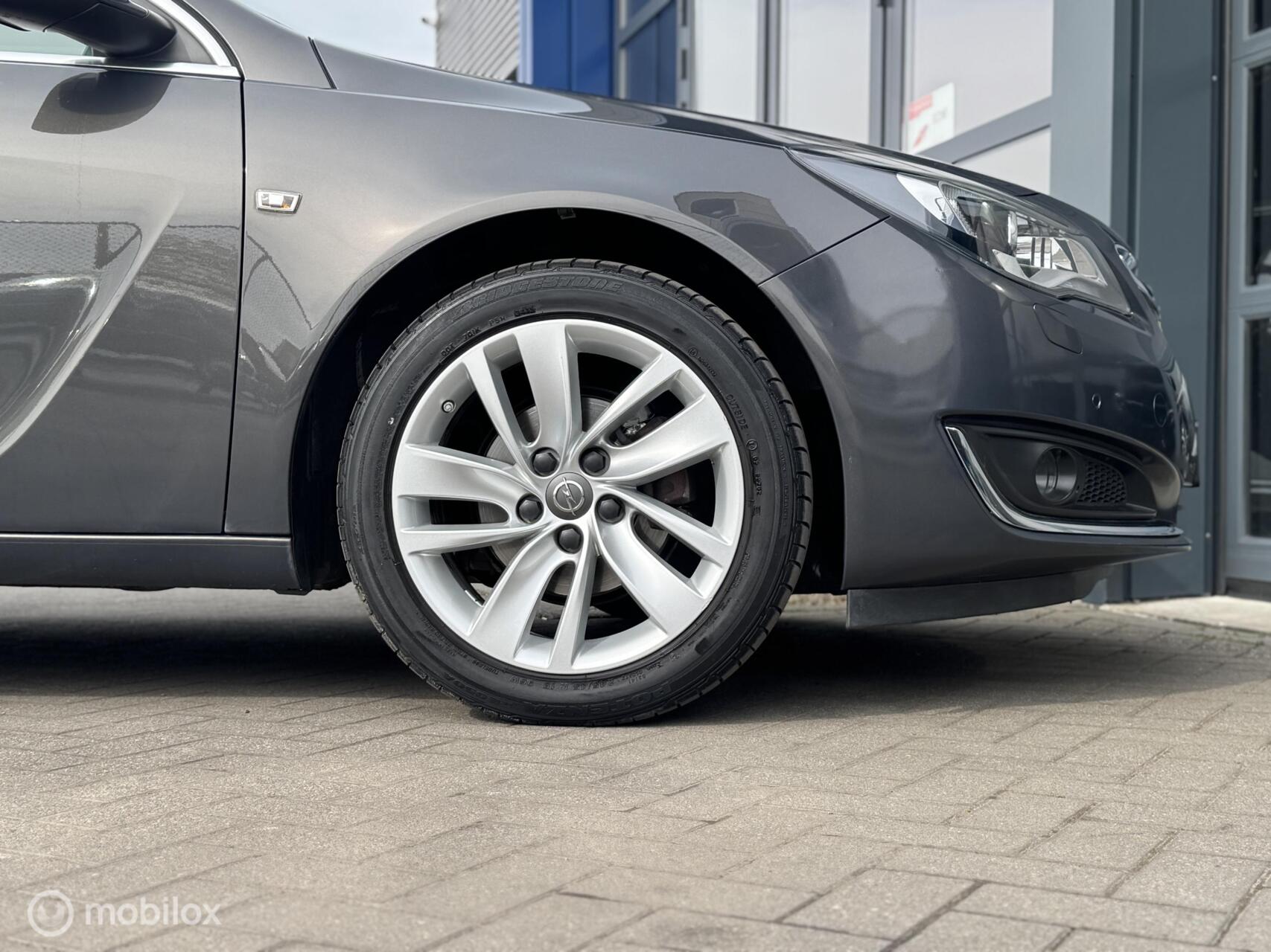 Foto van Opel Insignia Limousine HB