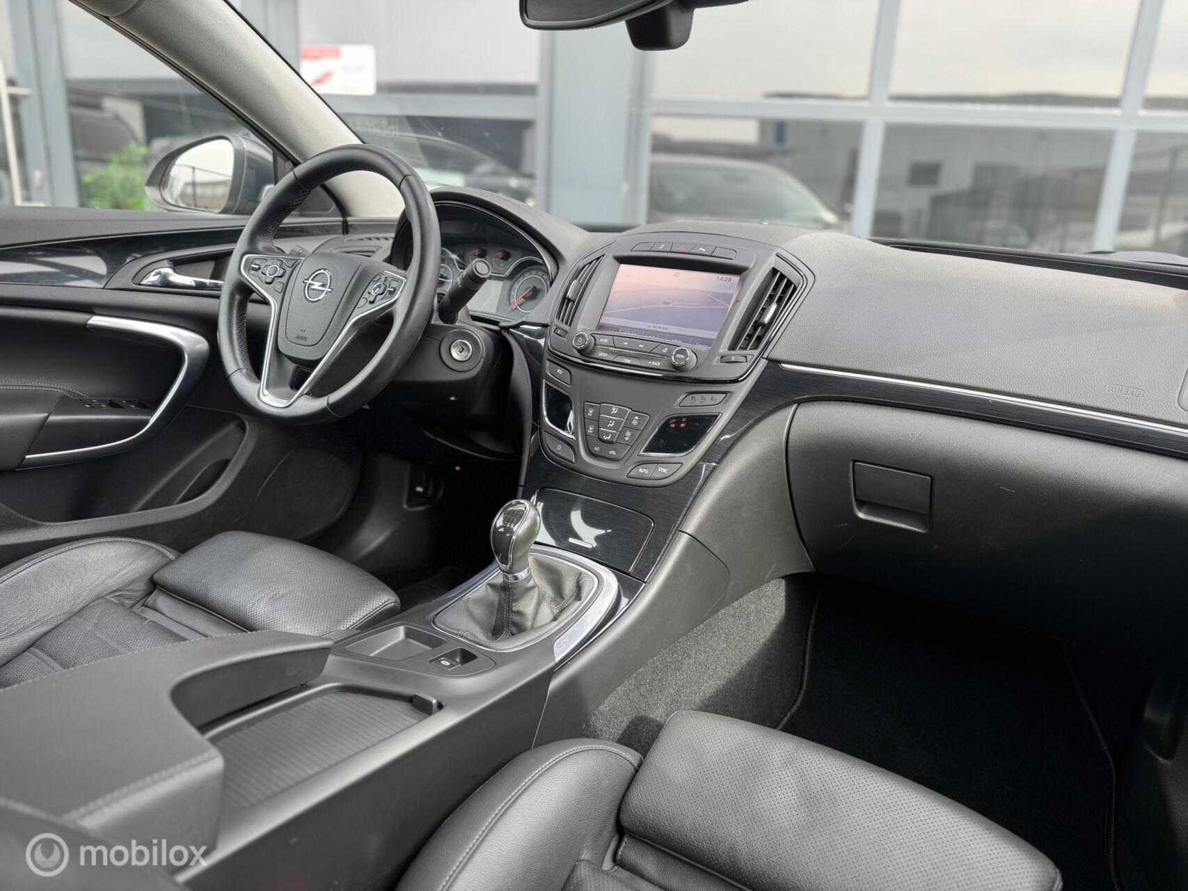 Foto van Opel Insignia Limousine HB
