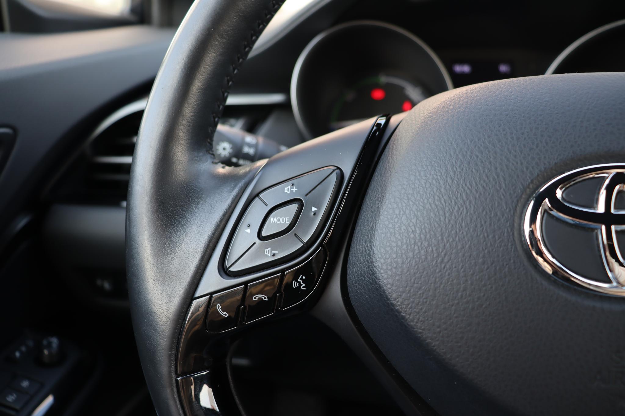 Foto van Toyota Toyota C-hr