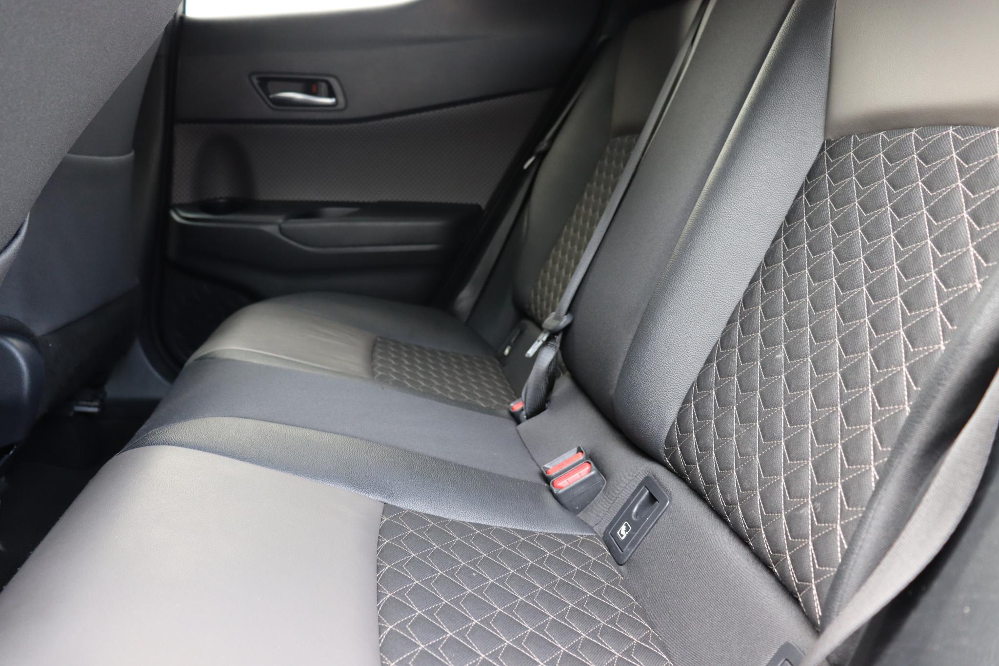 Foto van Toyota C-hr