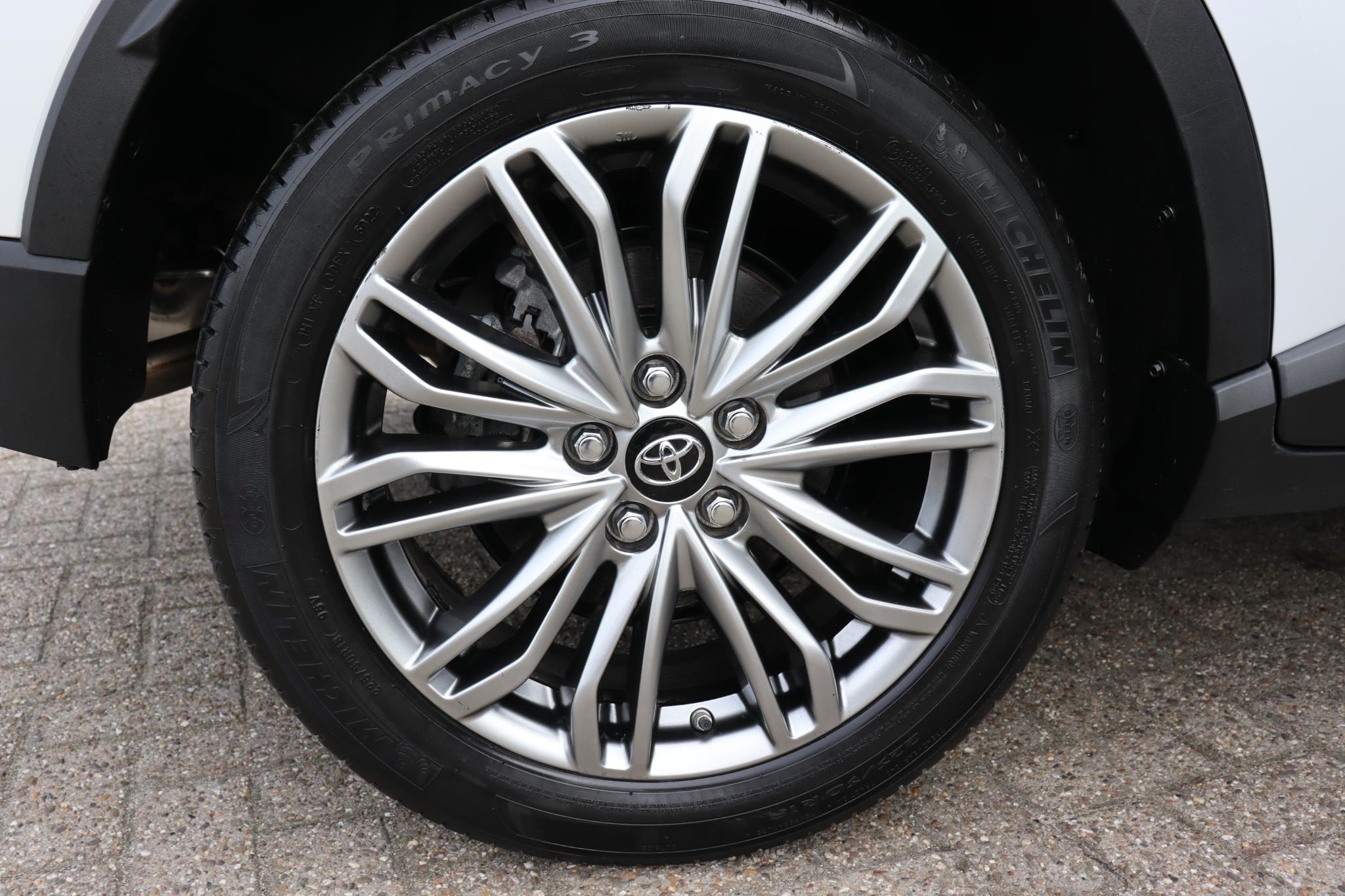 Foto van Toyota C-hr