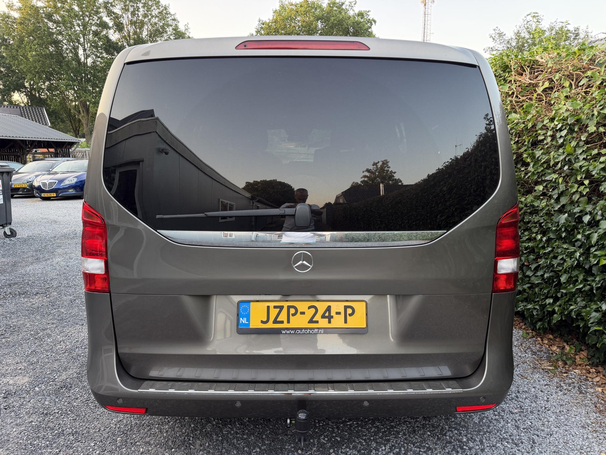 Foto van Mercedes-Benz V-klasse