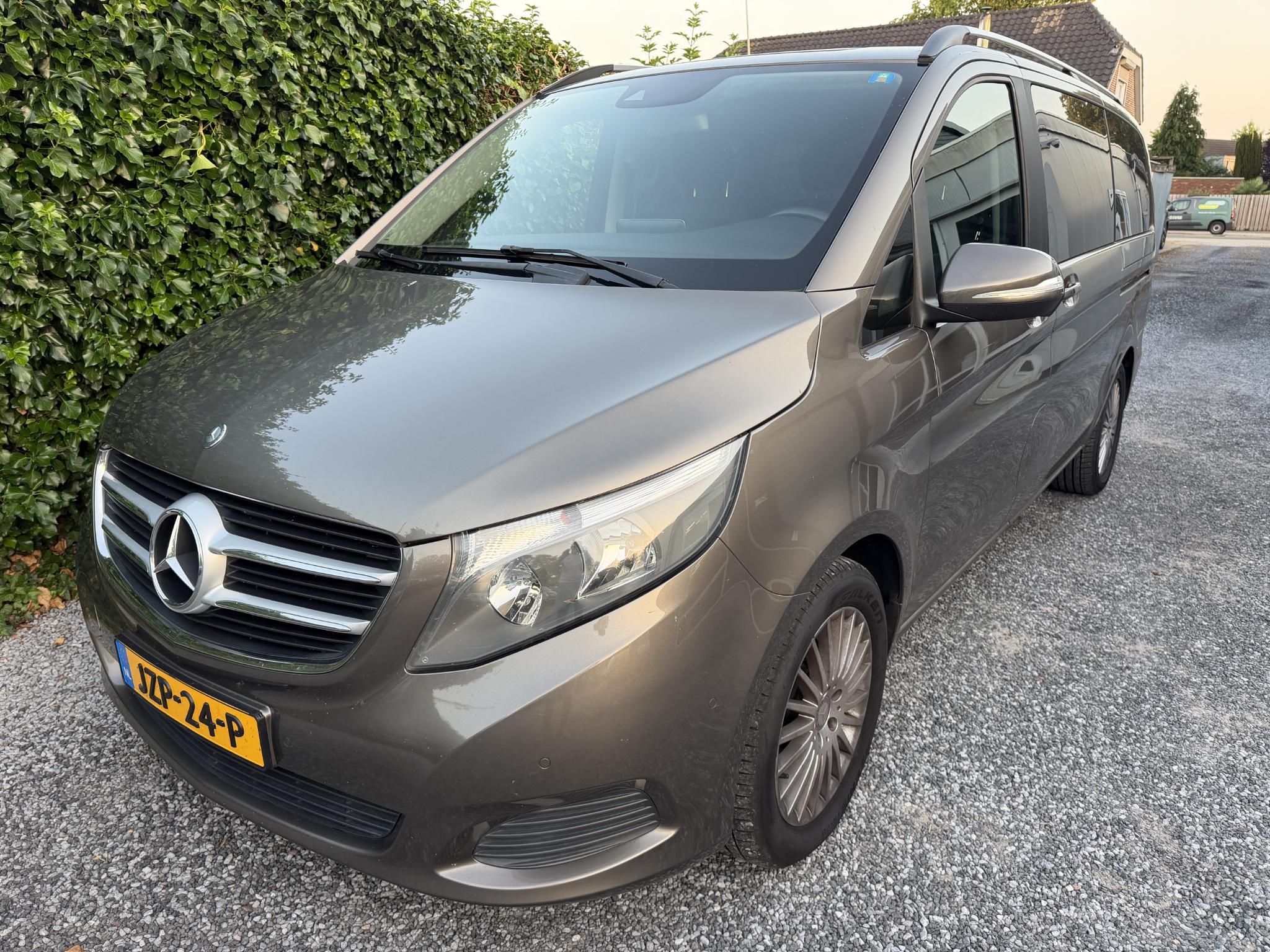 Foto van Mercedes-Benz V-klasse
