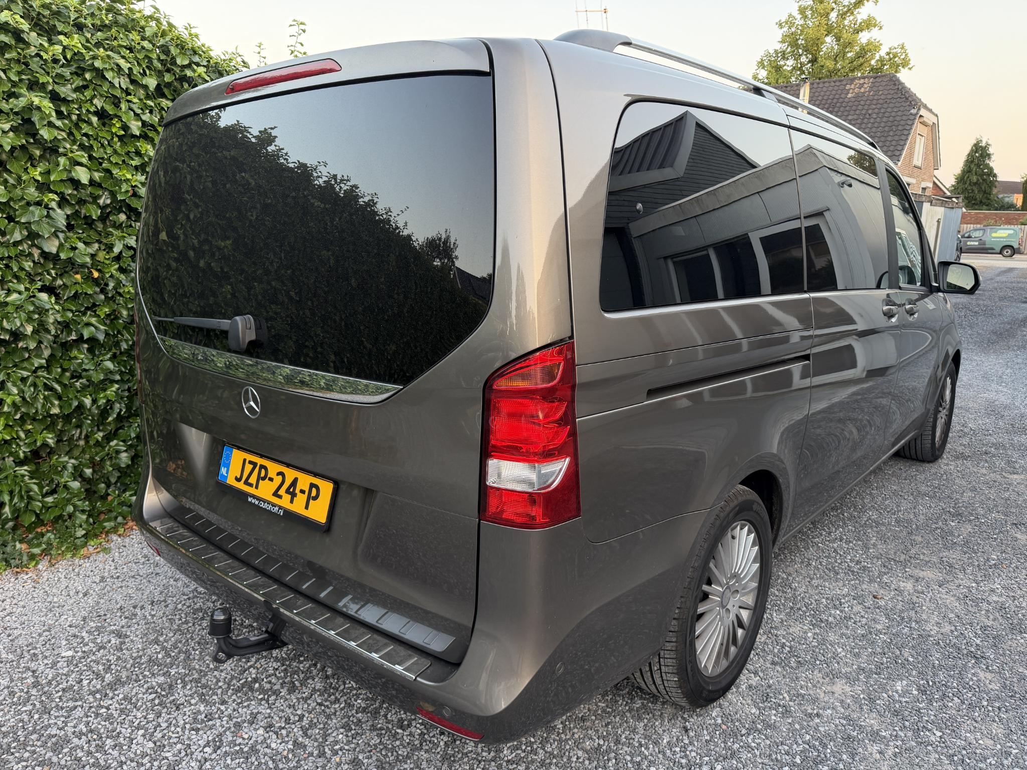 Foto van Mercedes-Benz V-klasse