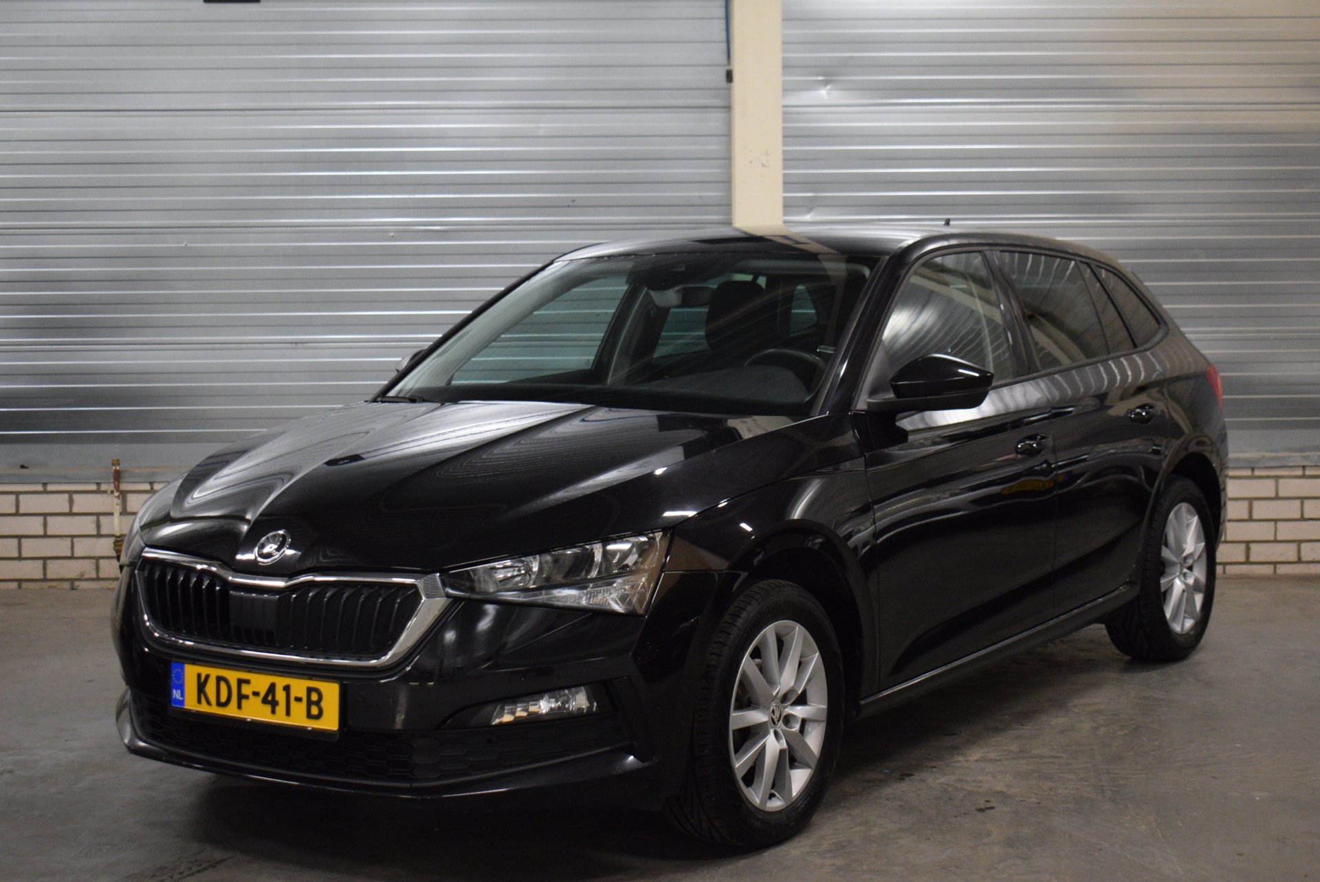 Skoda Scala 1.0 TSI Business Edition 2021 - voorkant