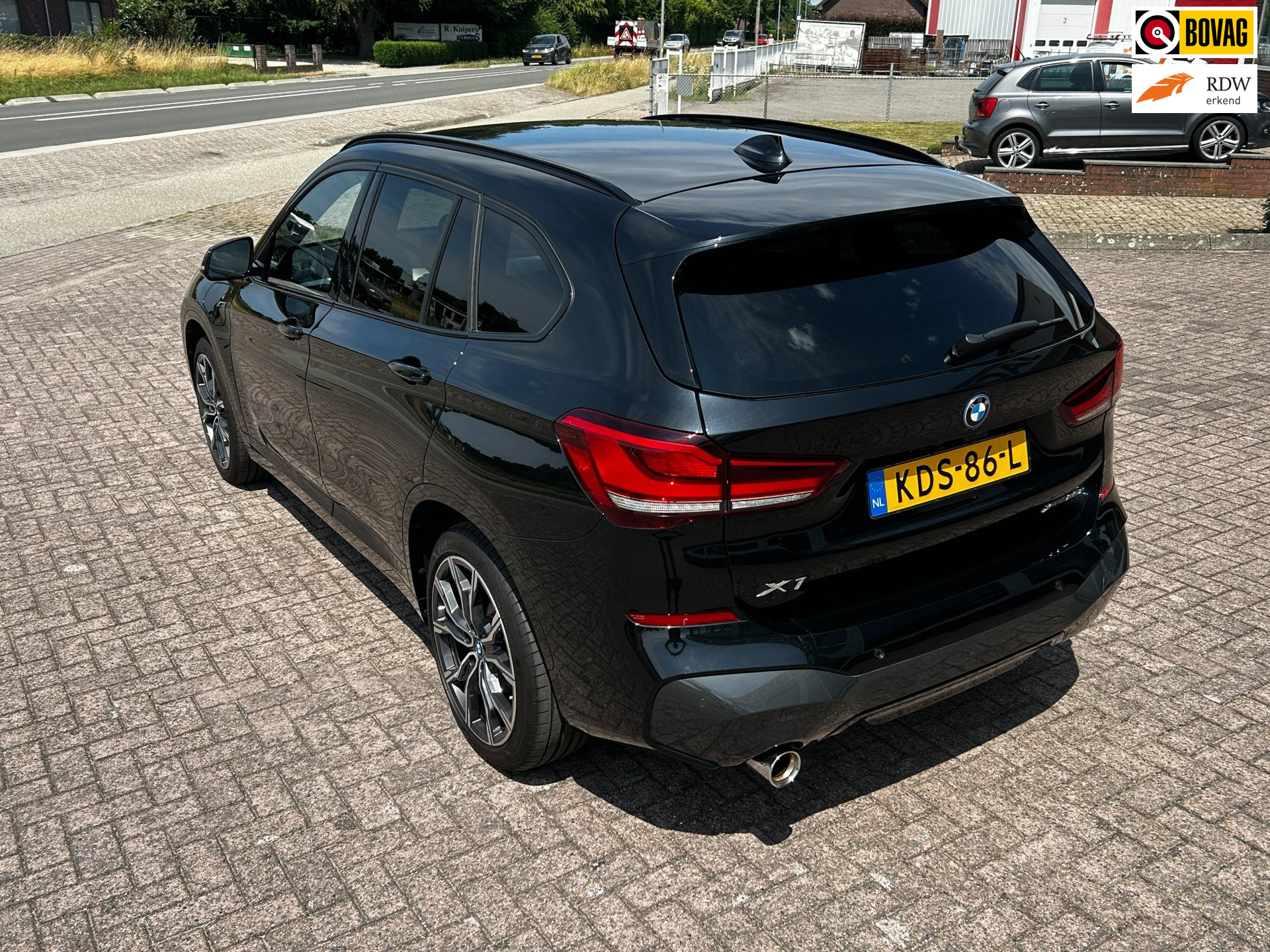 Foto van BMW X1 Xdrive25e