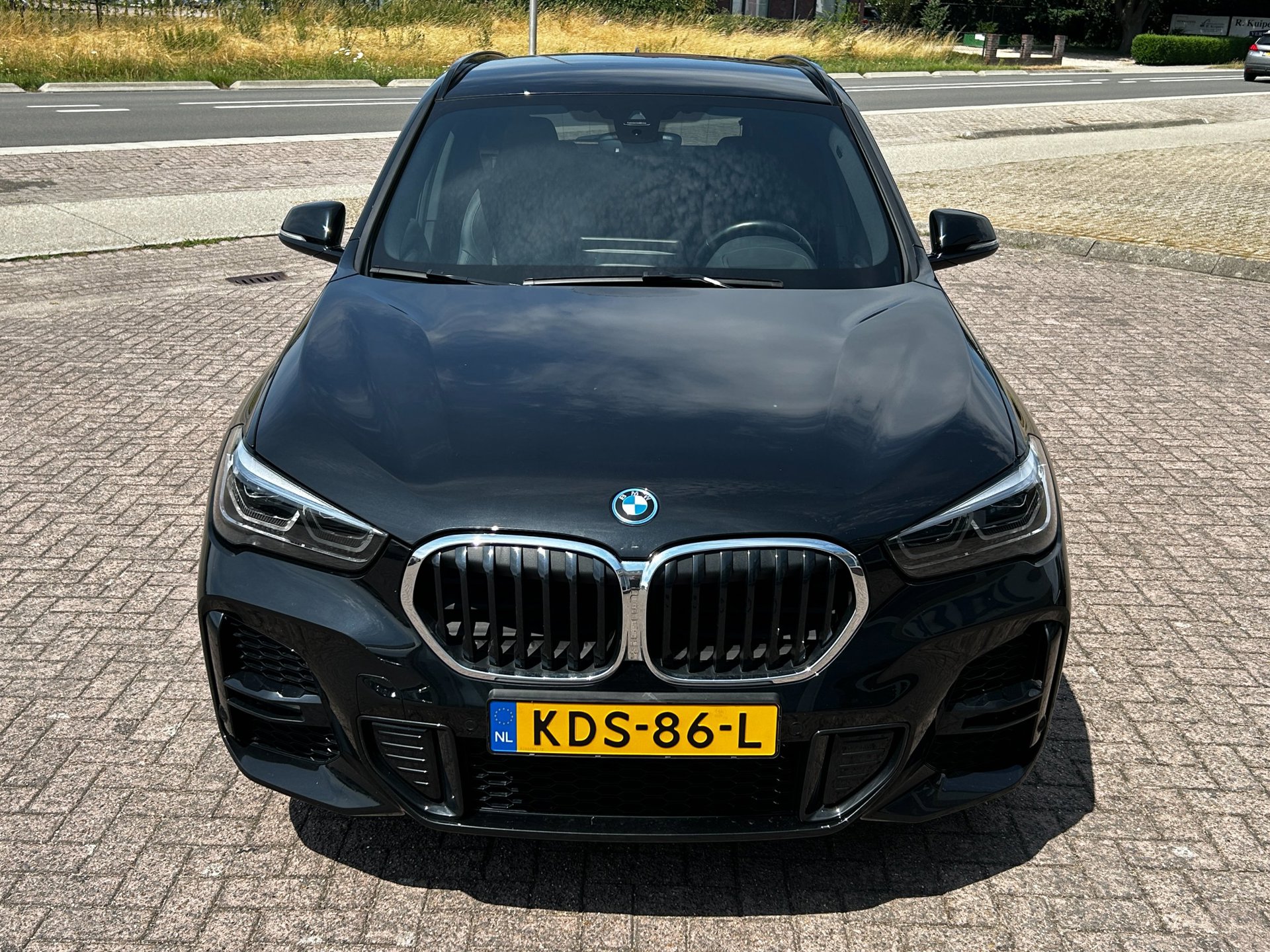 Foto van BMW X1 Xdrive25e