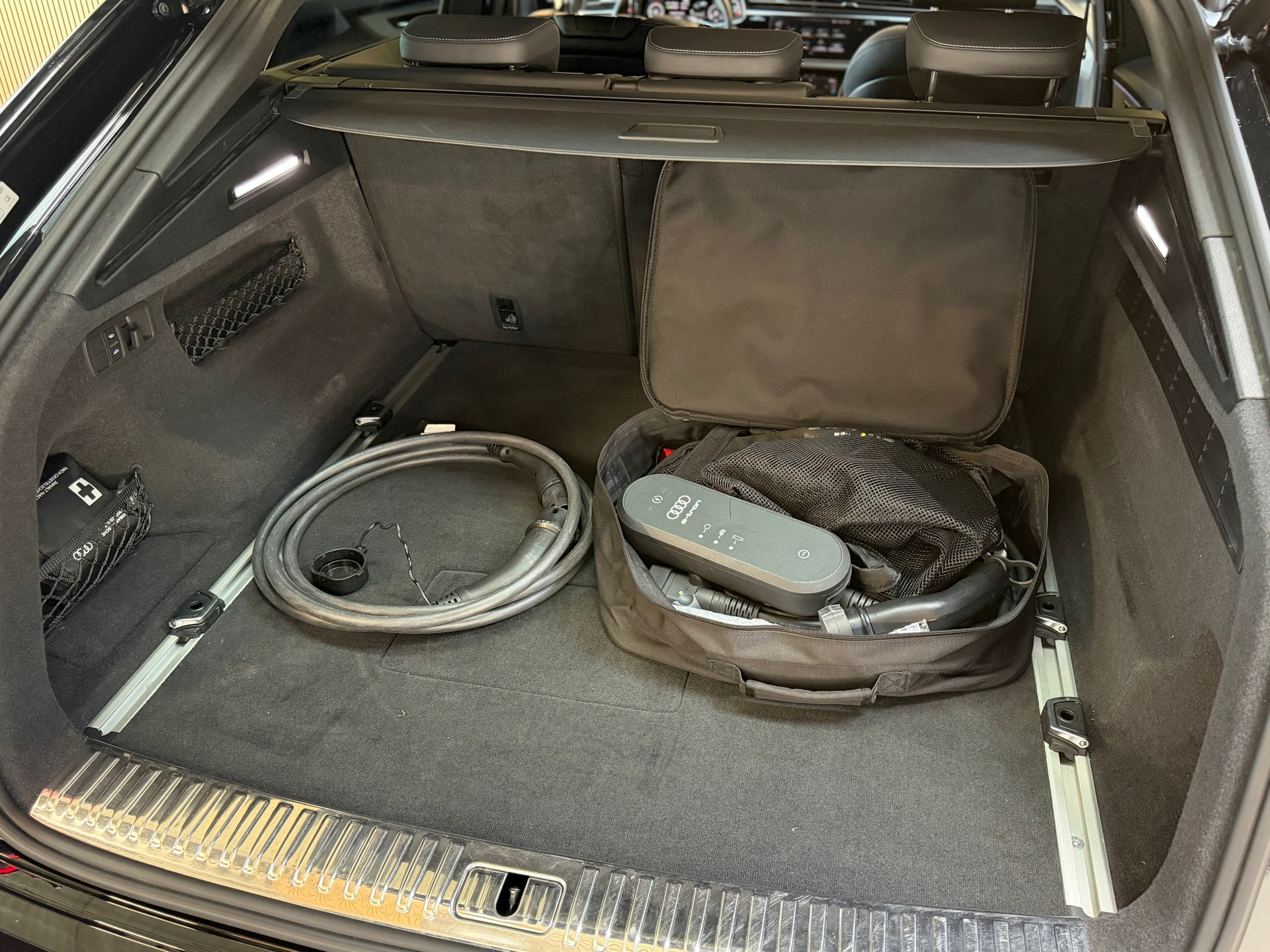 Foto van Audi Q8 55 TFSI E