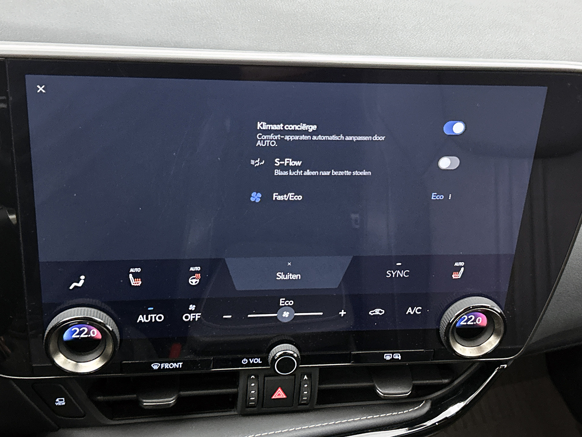 Foto van Lexus Lexus Nx450h+