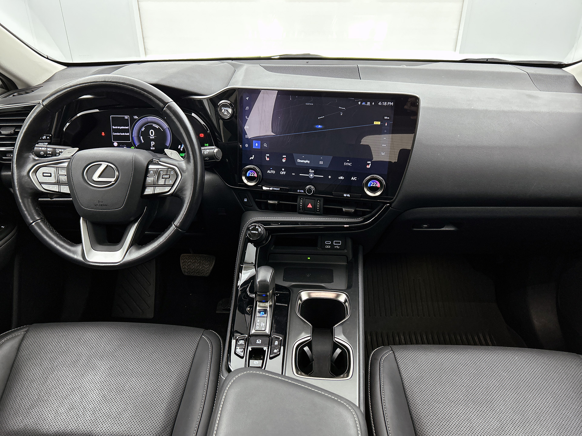 Foto van Lexus Lexus Nx450h+