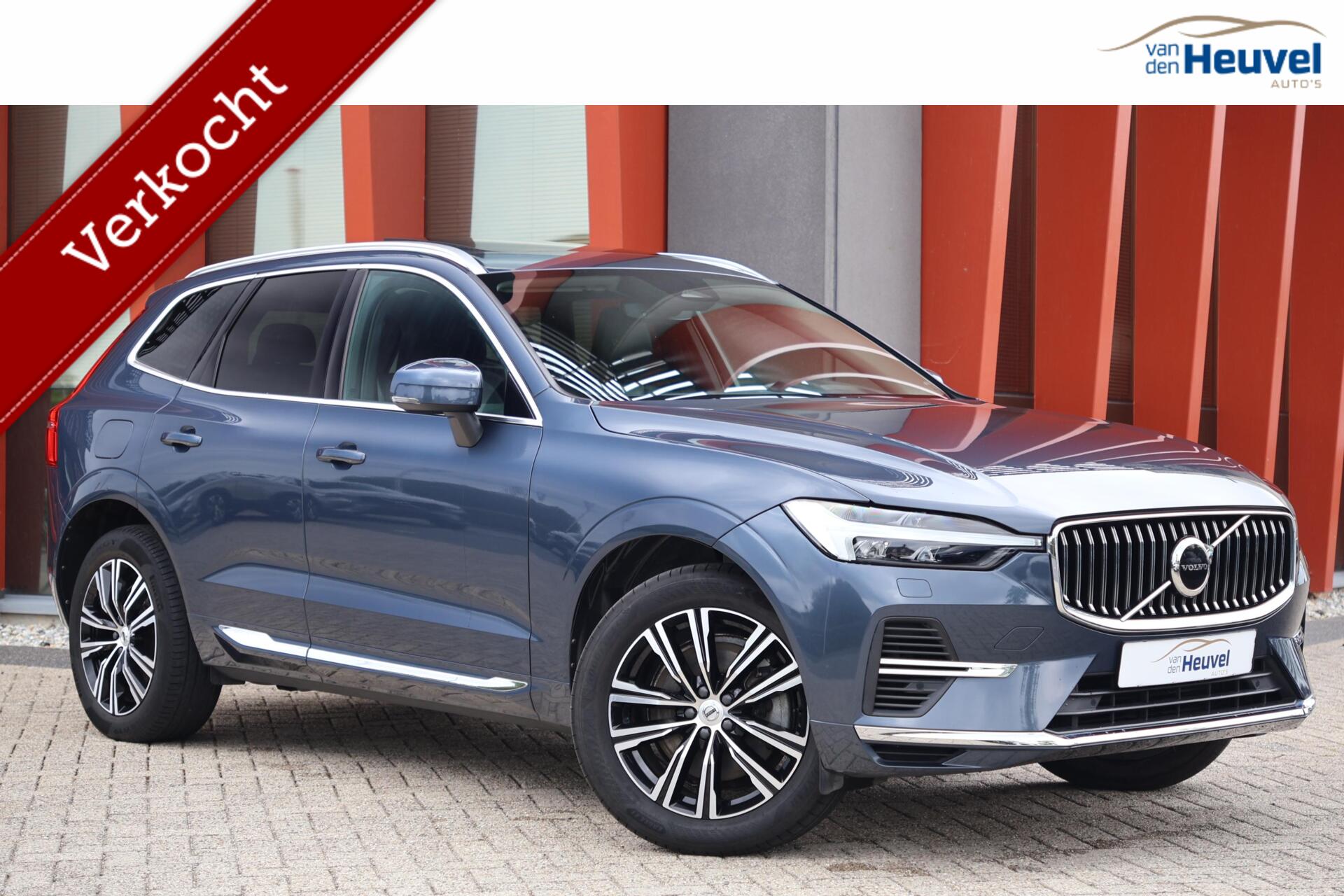 Volvo Xc60 T6 Recharge AWD Plus Bright | Long Range | Stoelverwarming | Trekhaak | Leder | Panoramadak | Pilot Assist | Keyless 2022 - voorkant