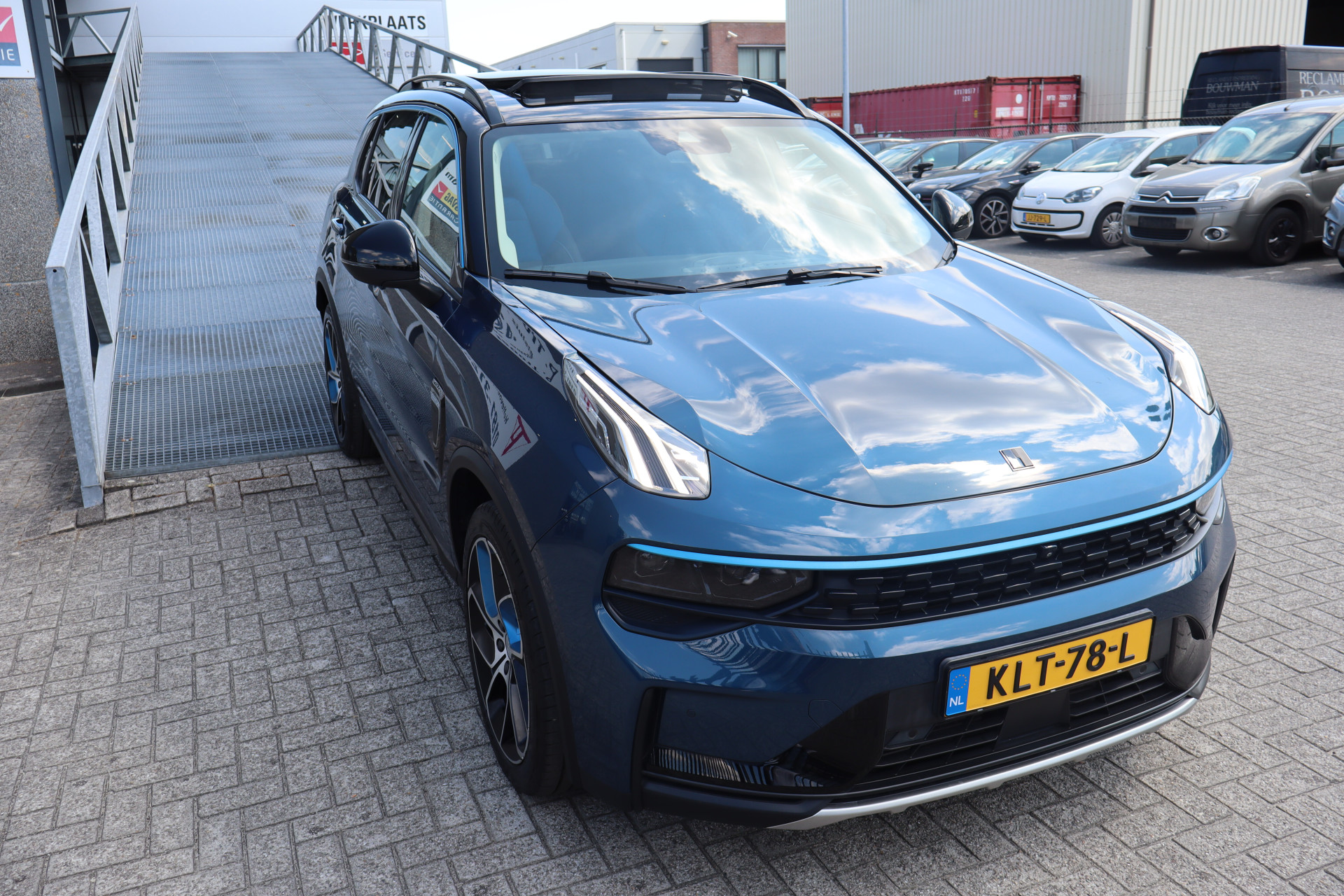 Foto van Lynk&co LYNK & Co 01