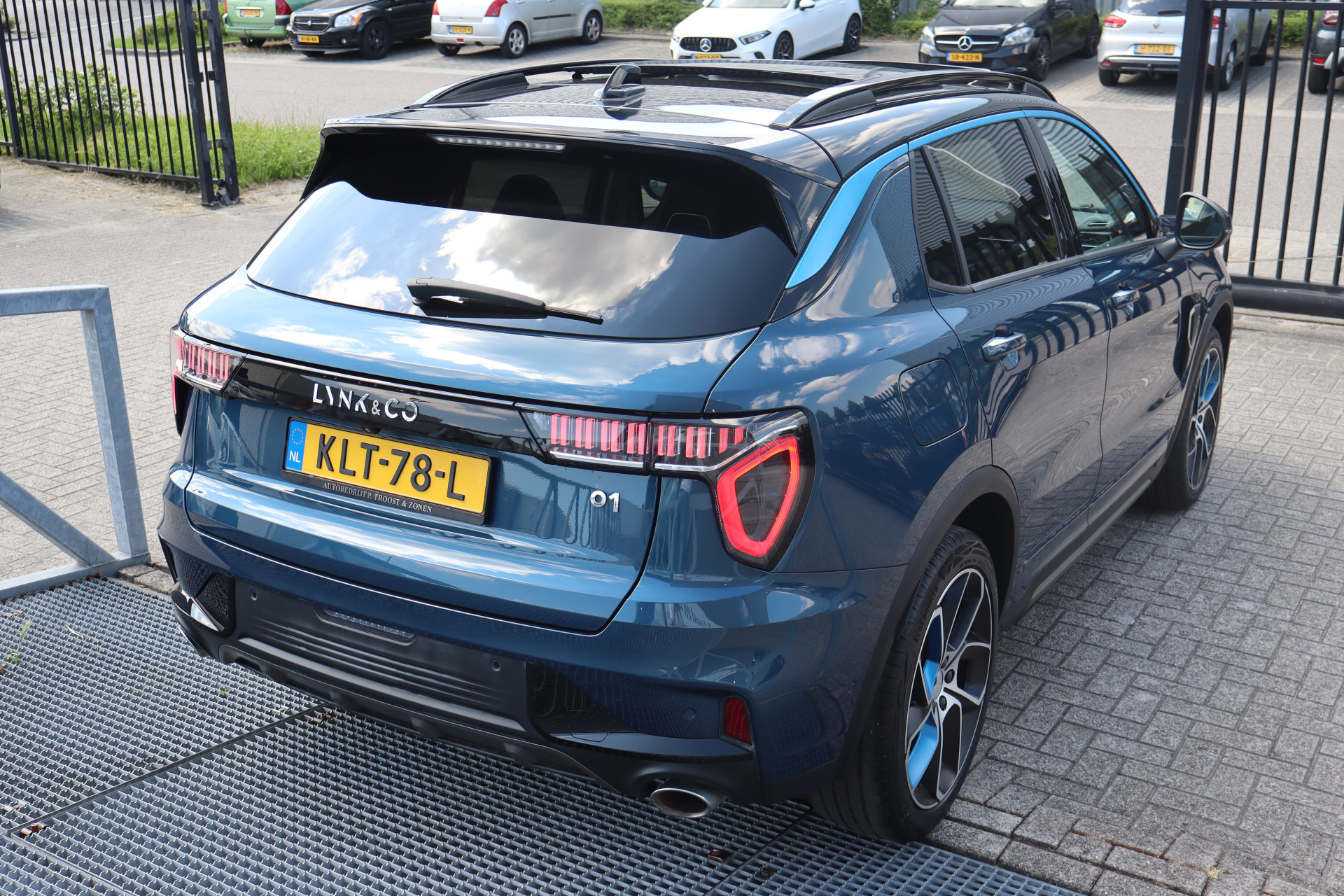 Foto van Lynk&co LYNK & Co 01
