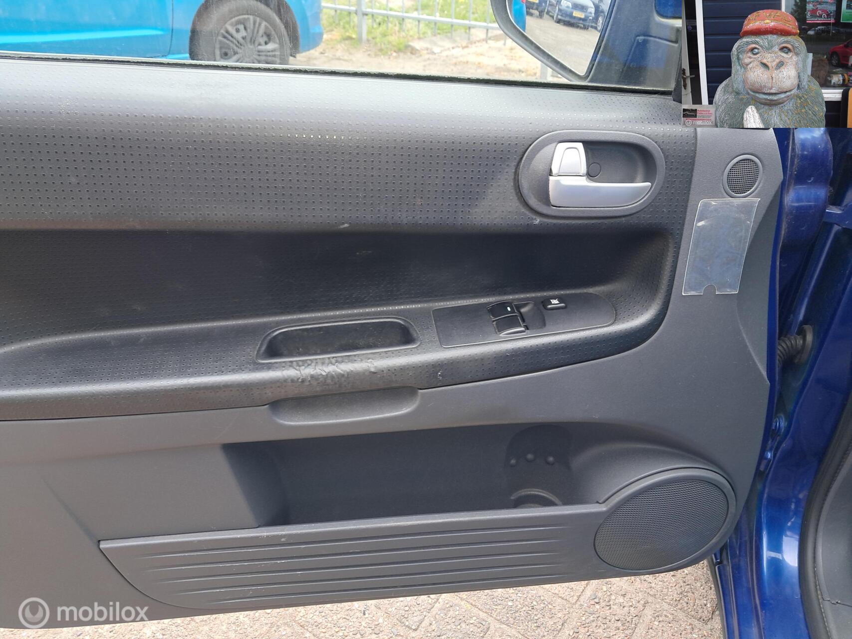 Foto van Mitsubishi Colt