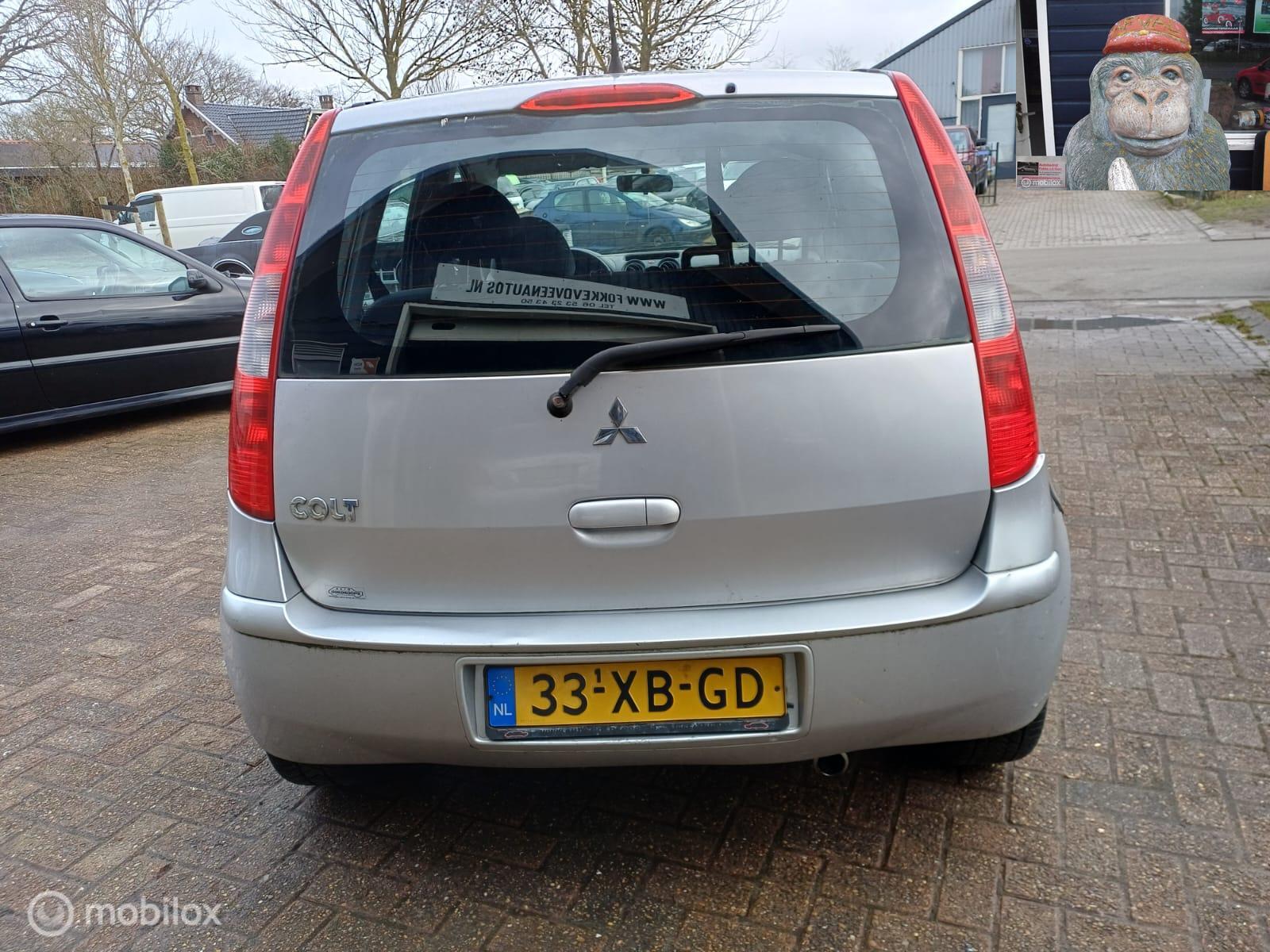 Foto van Mitsubishi Colt