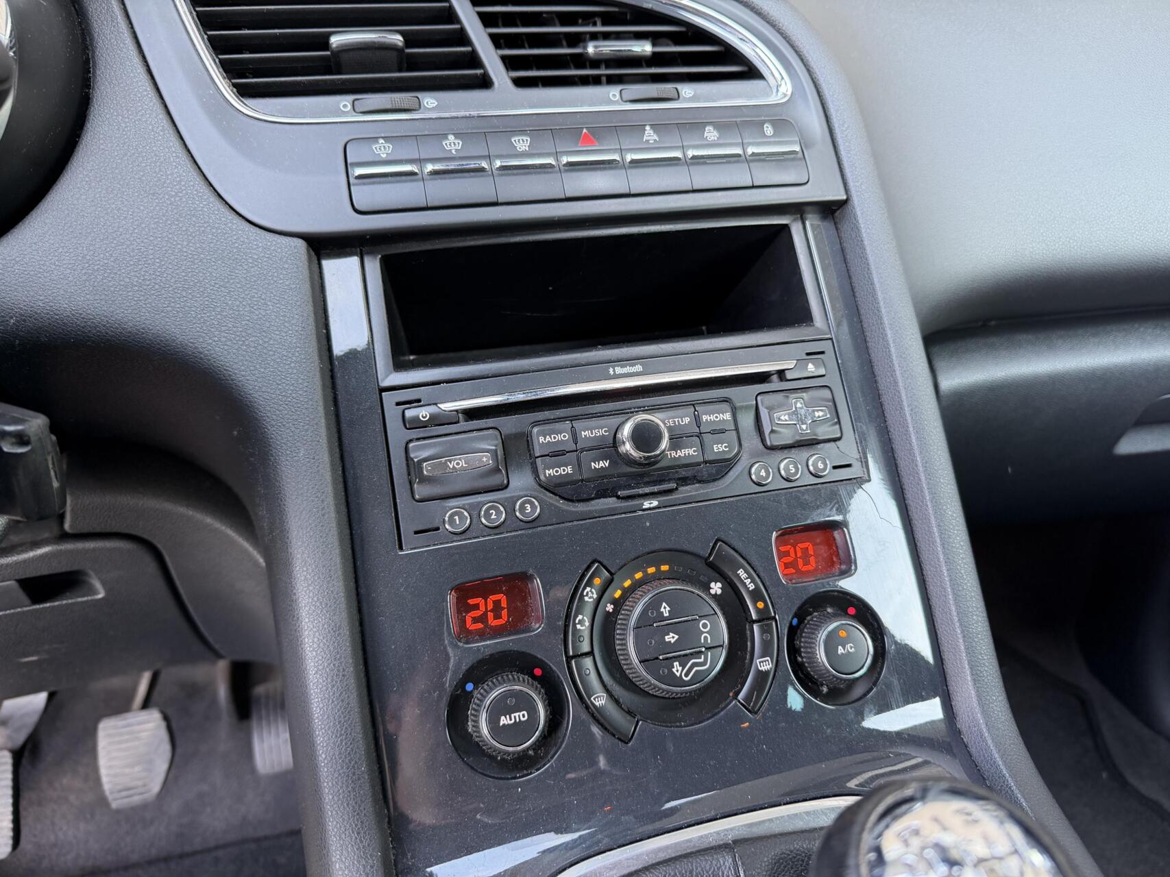 Foto van Peugeot 5008