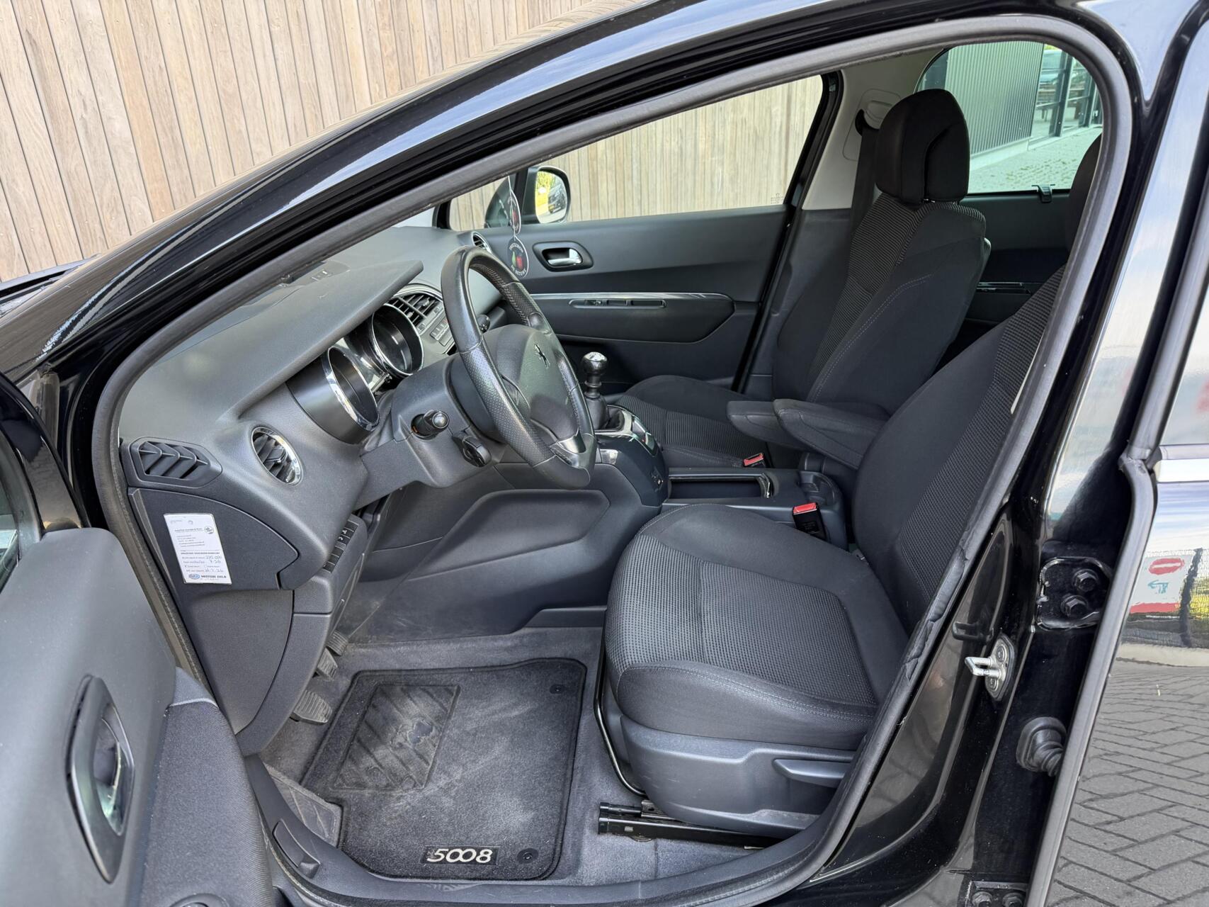 Foto van Peugeot 5008