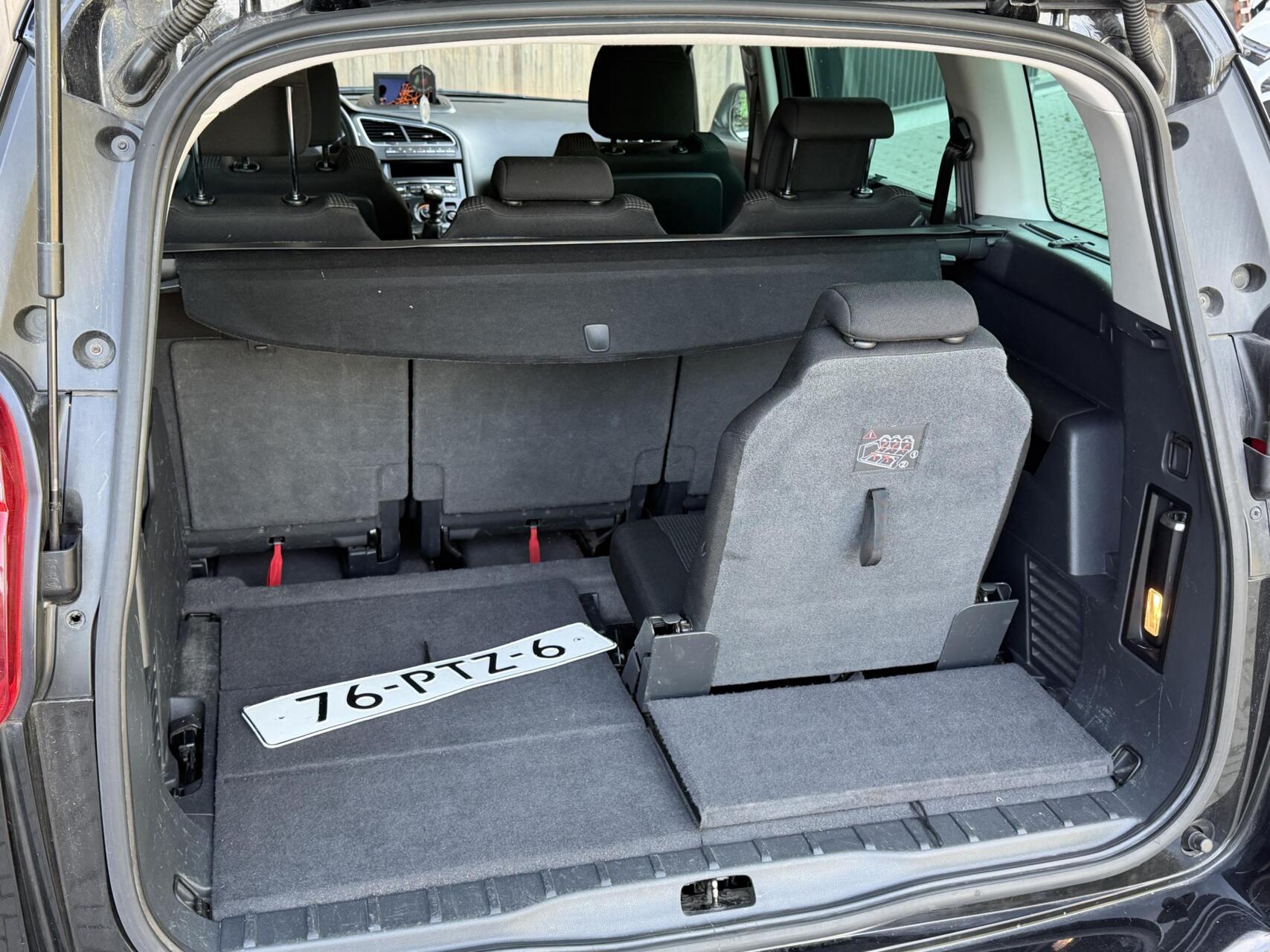 Foto van Peugeot 5008