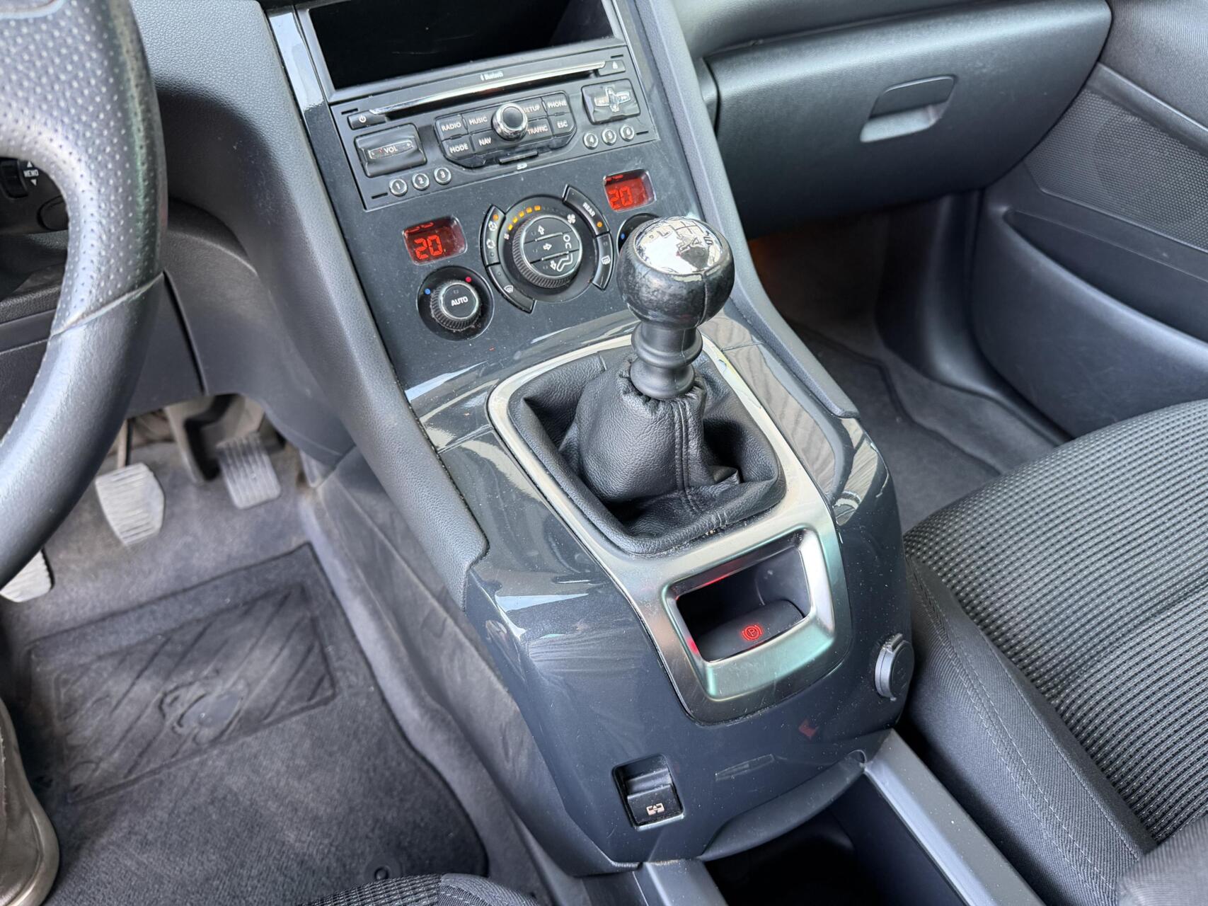 Foto van Peugeot 5008