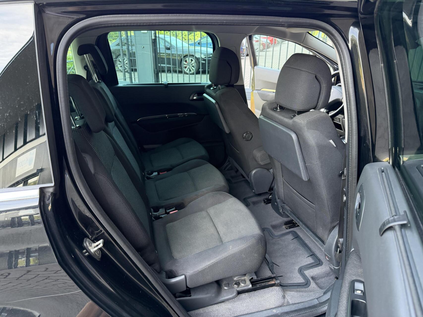 Foto van Peugeot 5008