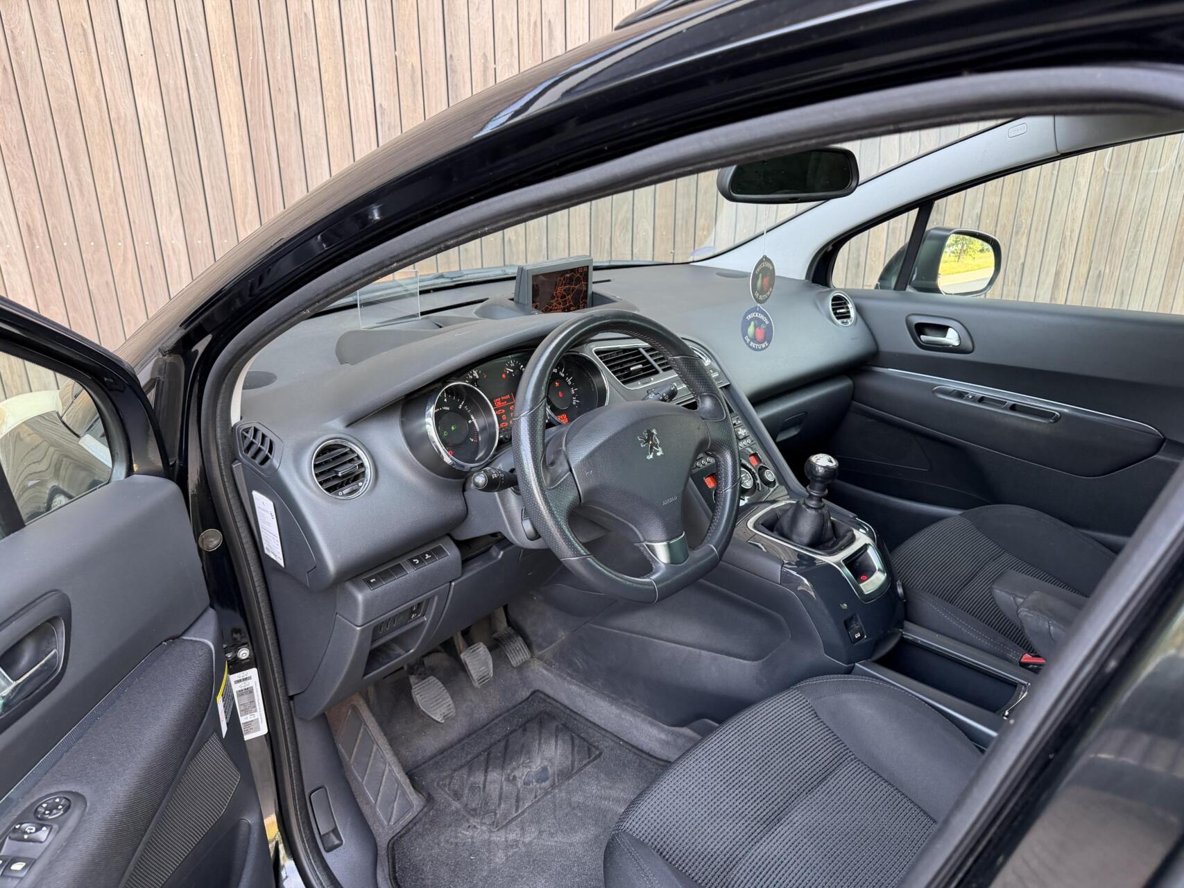 Foto van Peugeot 5008