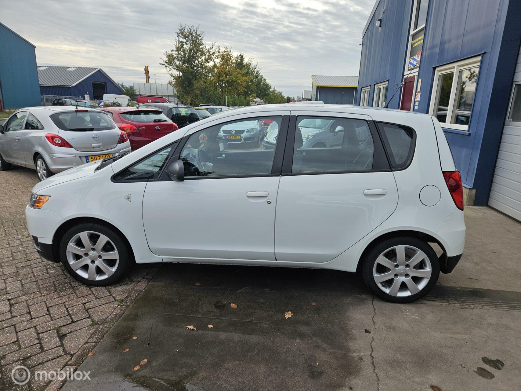 Foto van Mitsubishi Colt