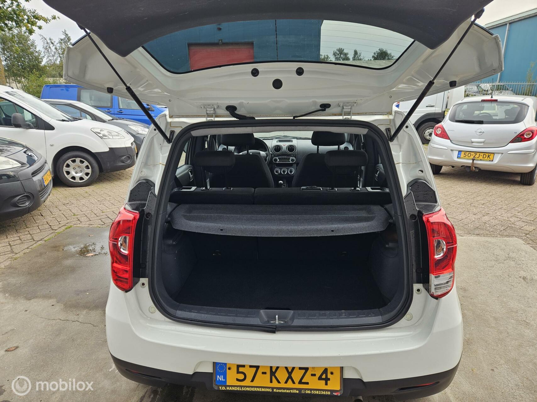 Foto van Mitsubishi Colt