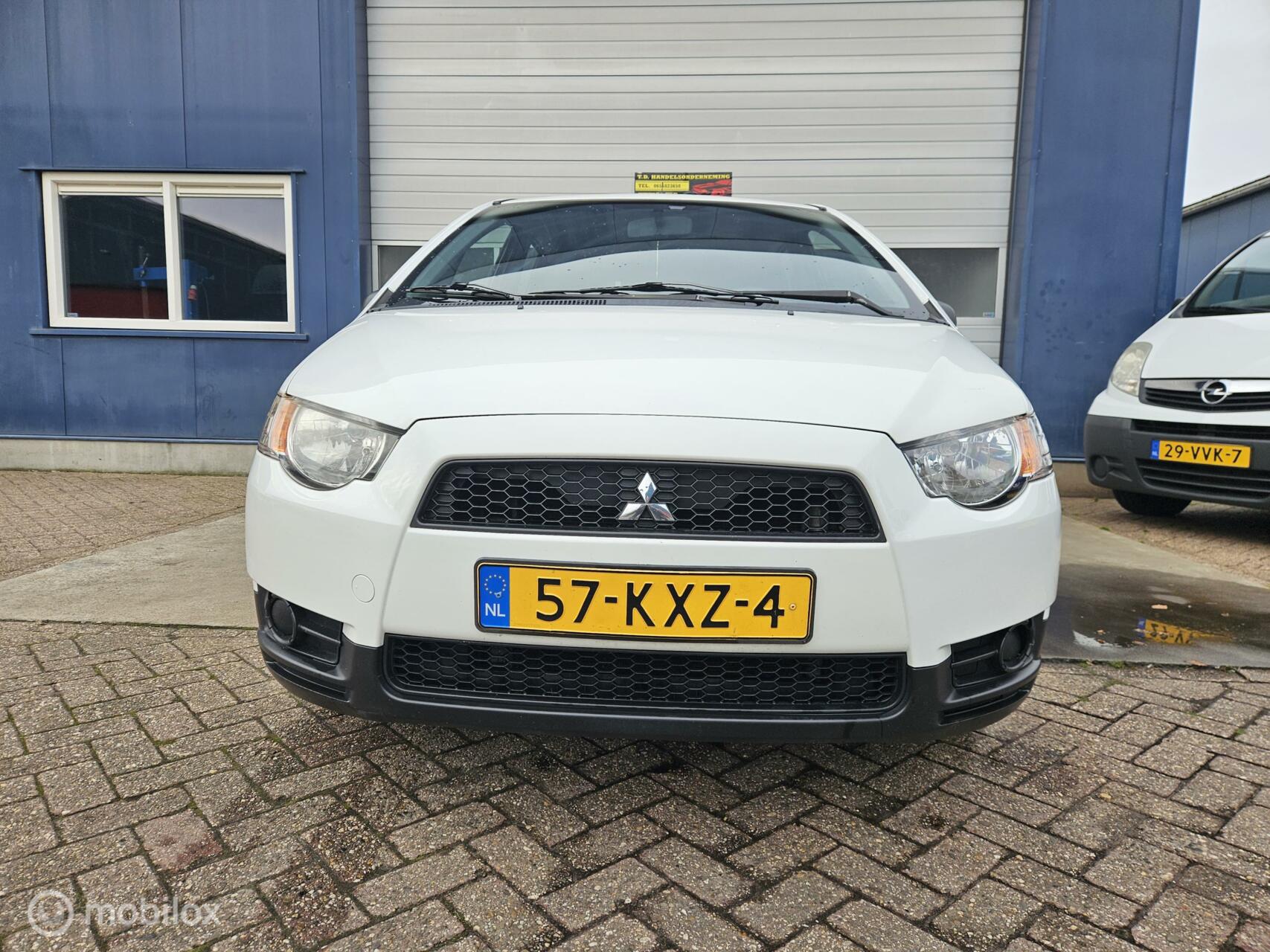 Foto van Mitsubishi Colt